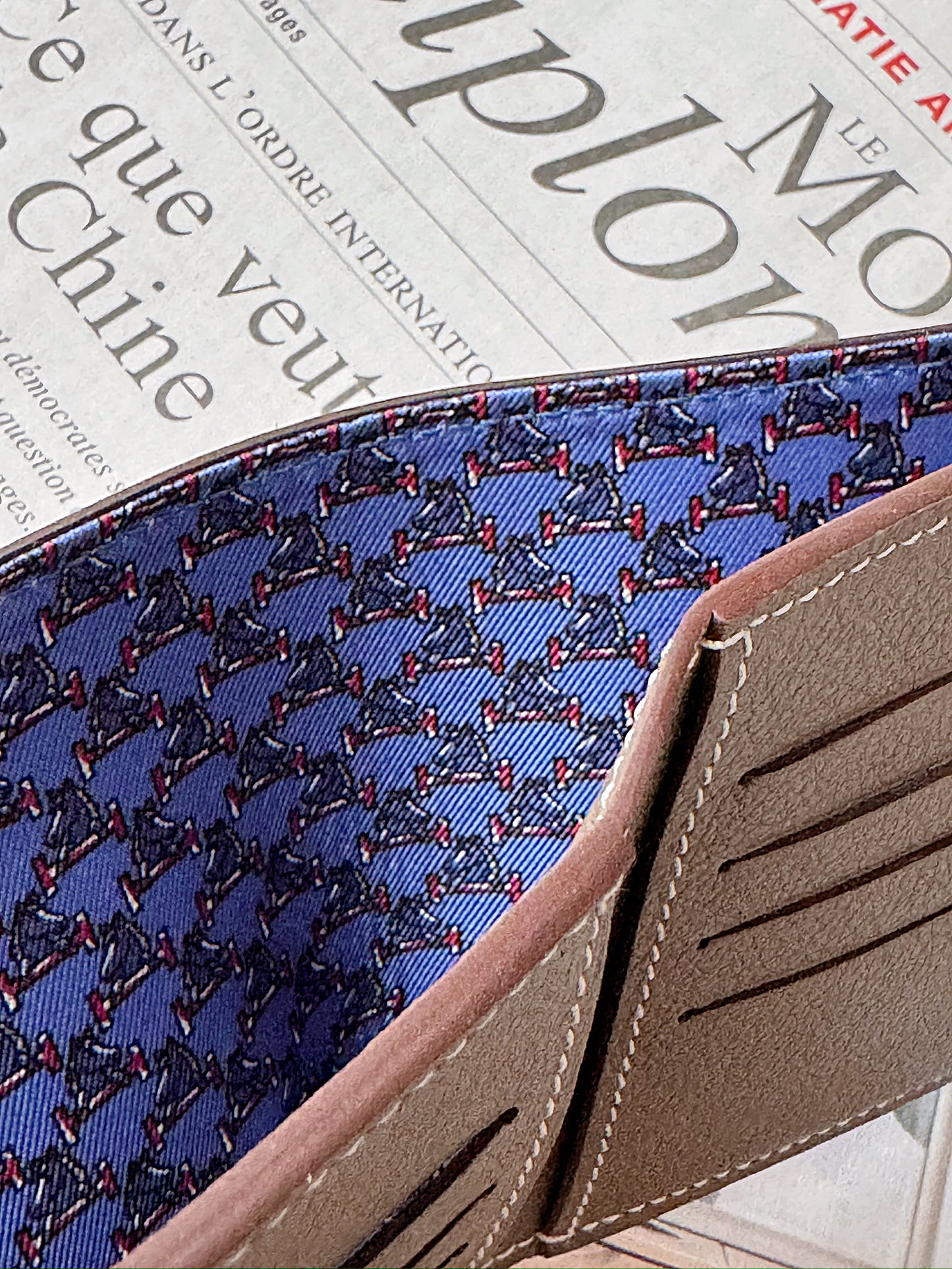 Hermès Citizen 男仕短夾 大象灰 X 藍色小馬內裡