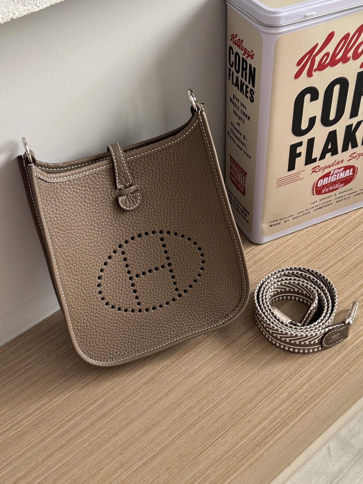Hermès Mini Evelyne Etoupe 大象灰 編織背帶