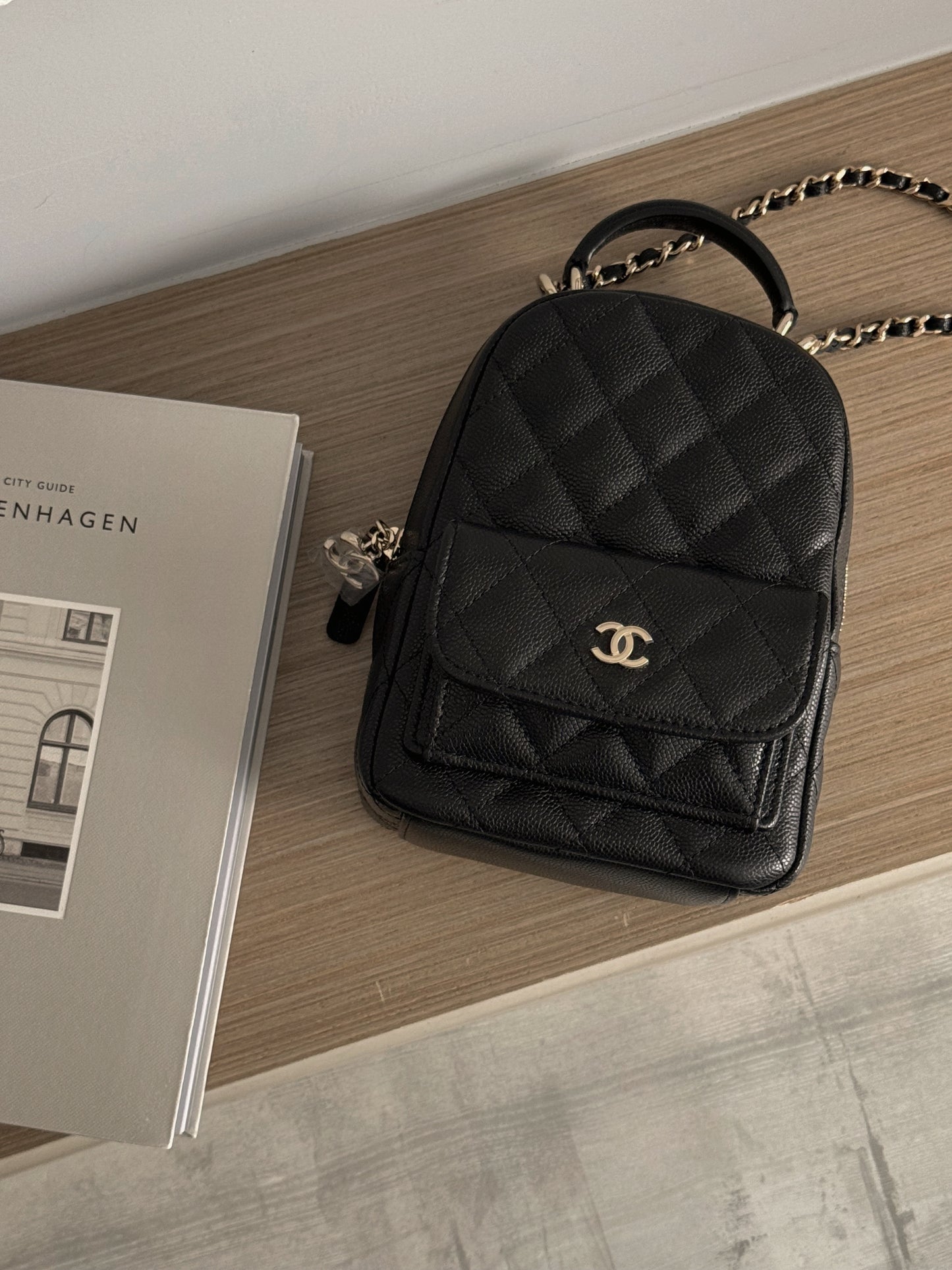 Chanel Mini Backpack 後背包 黑色 荔枝牛皮