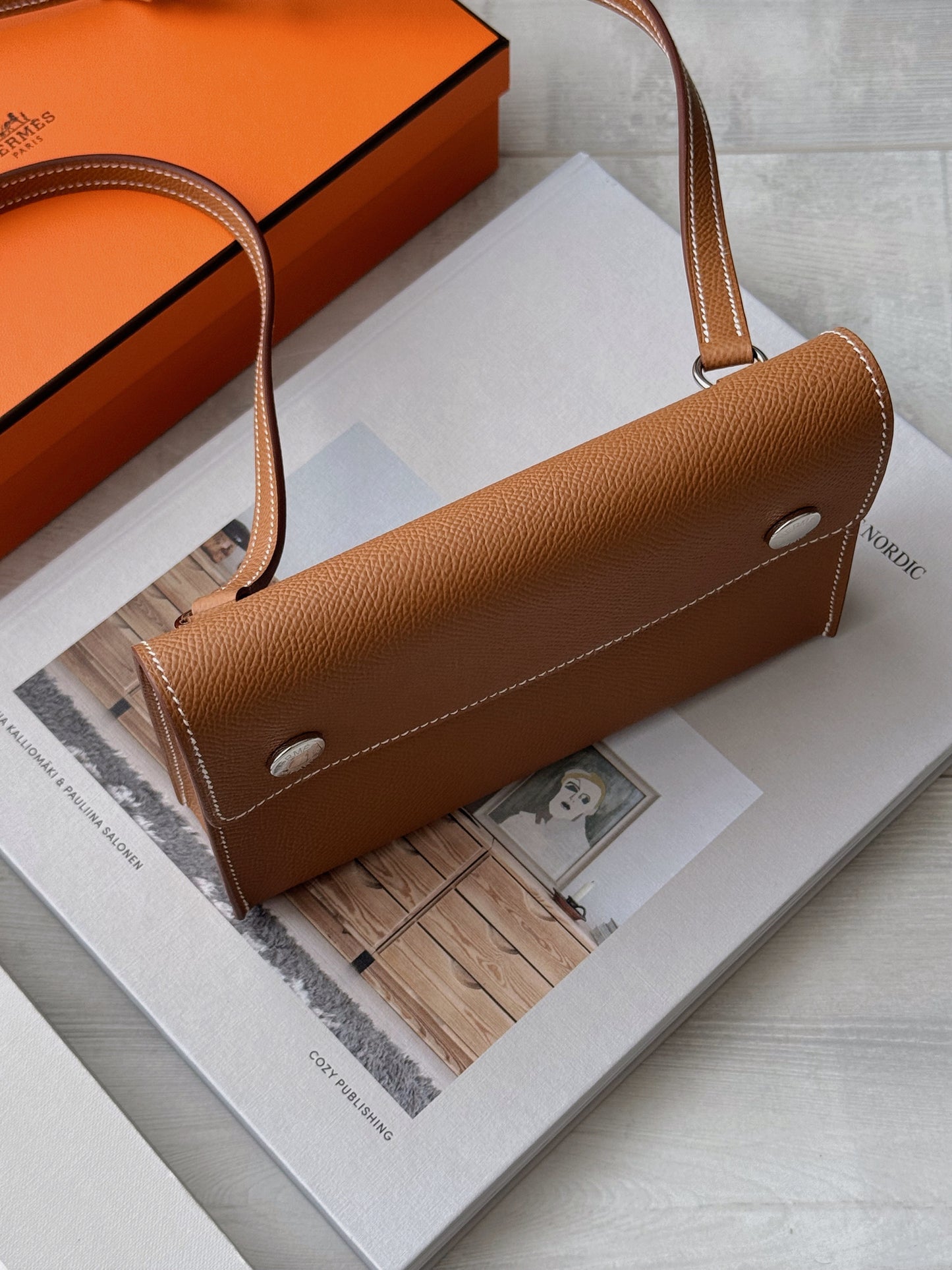 Hermès | Snap Wallet 金棕色