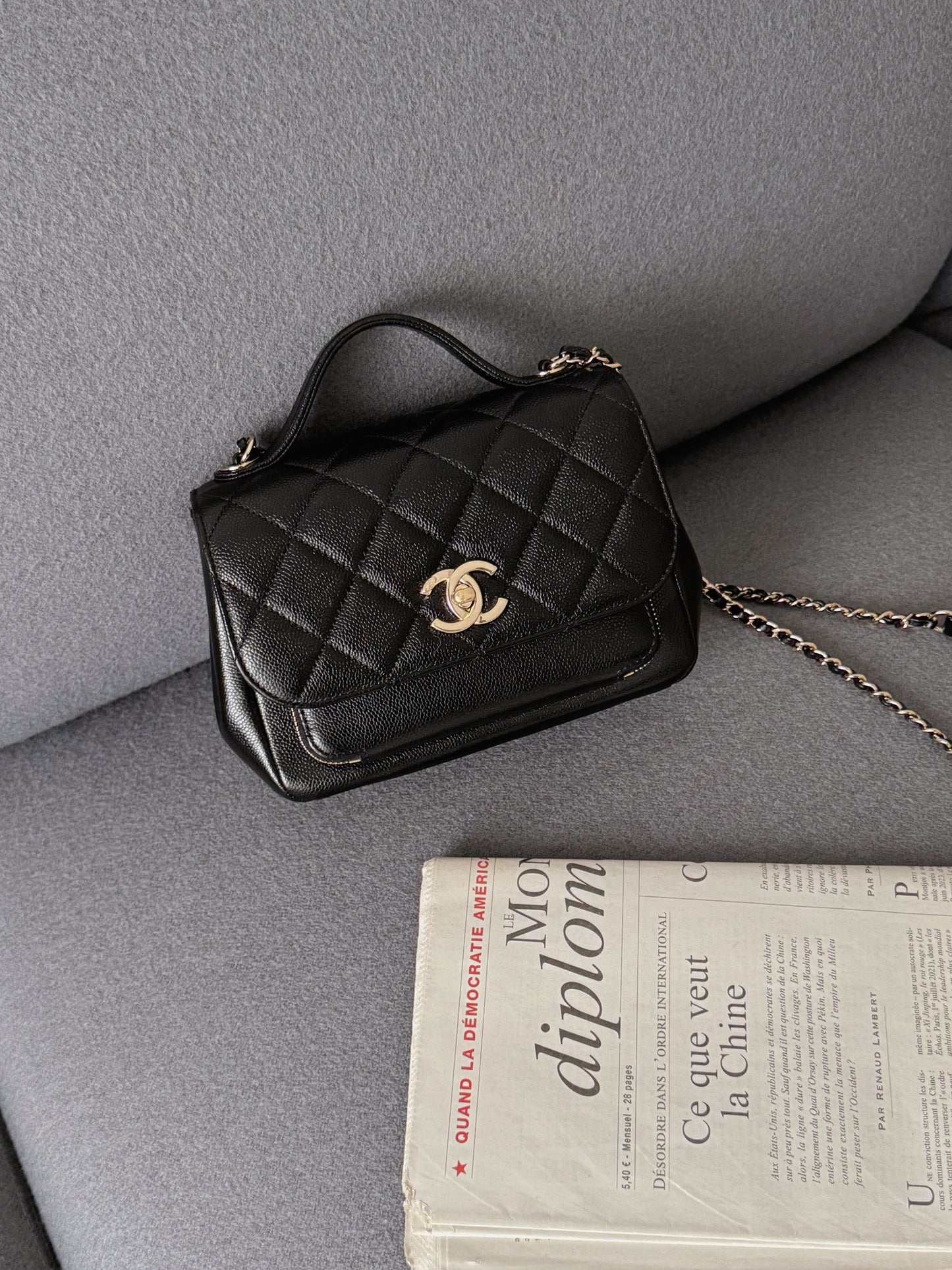 <S-99成新> Chanel | 郵差包 黑色 淡金釦
