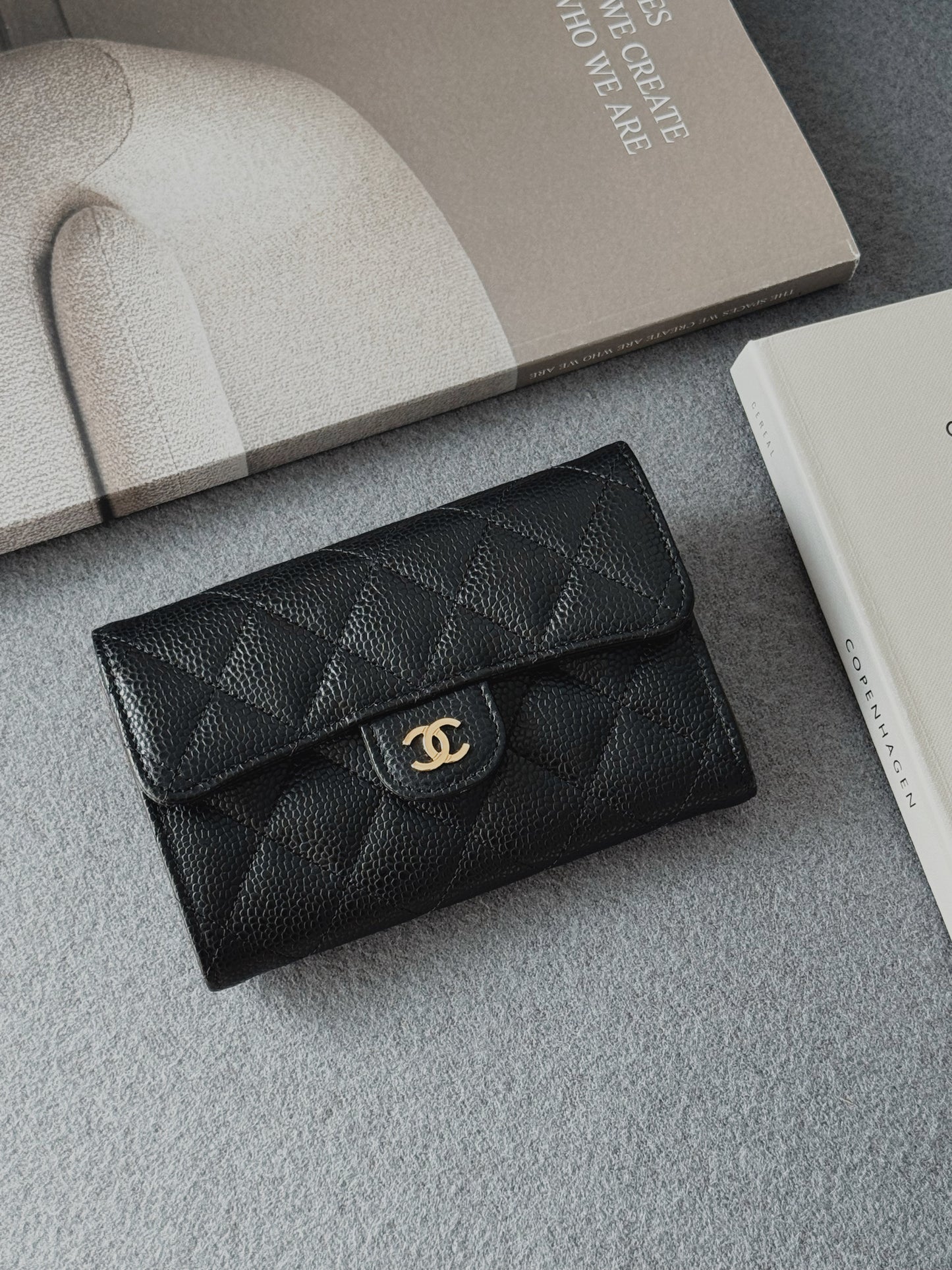 Chanel | 經典CF中夾 黑色金釦