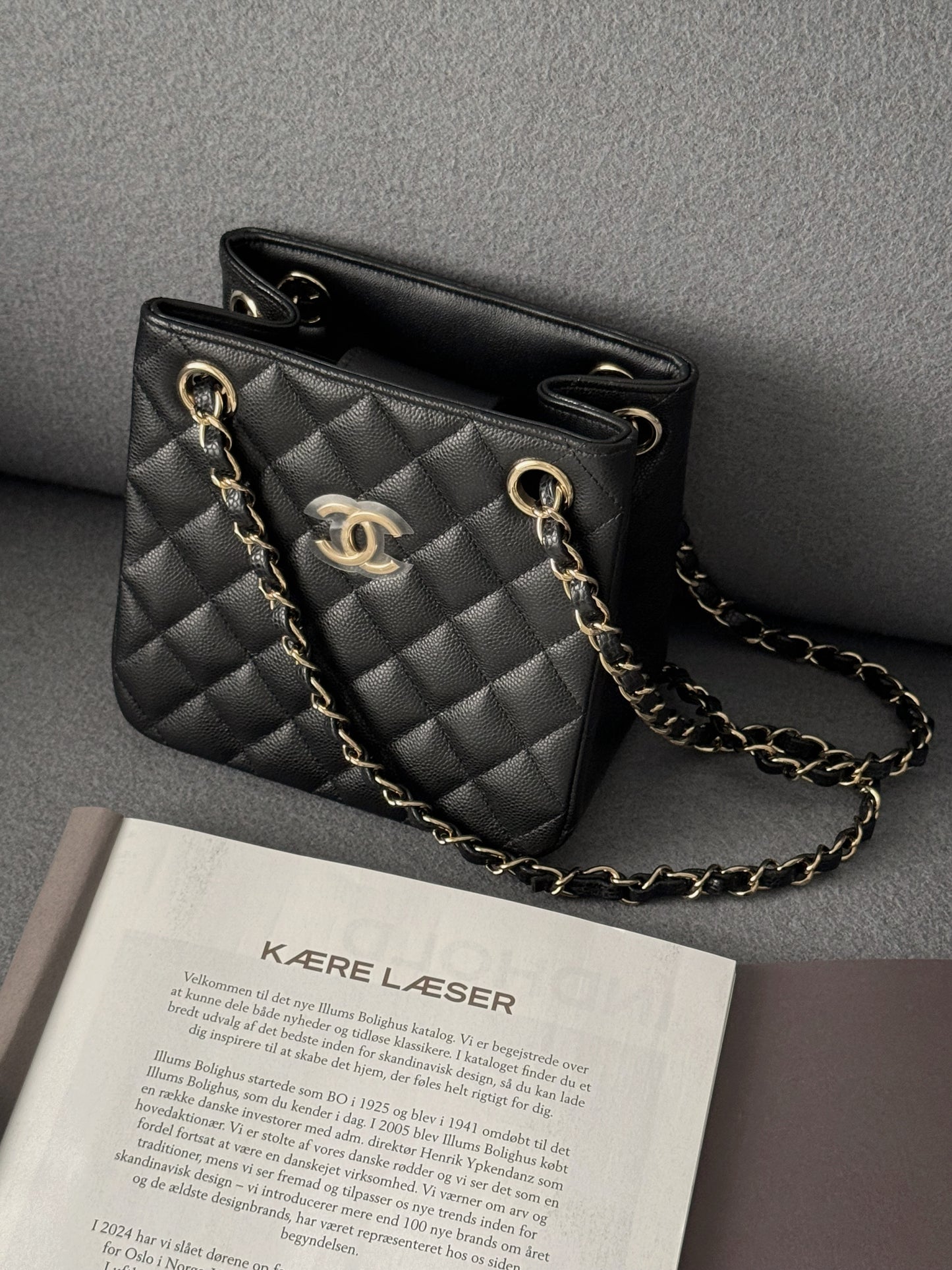Chanel Mini Tote 黑色 荔枝牛皮 水桶包