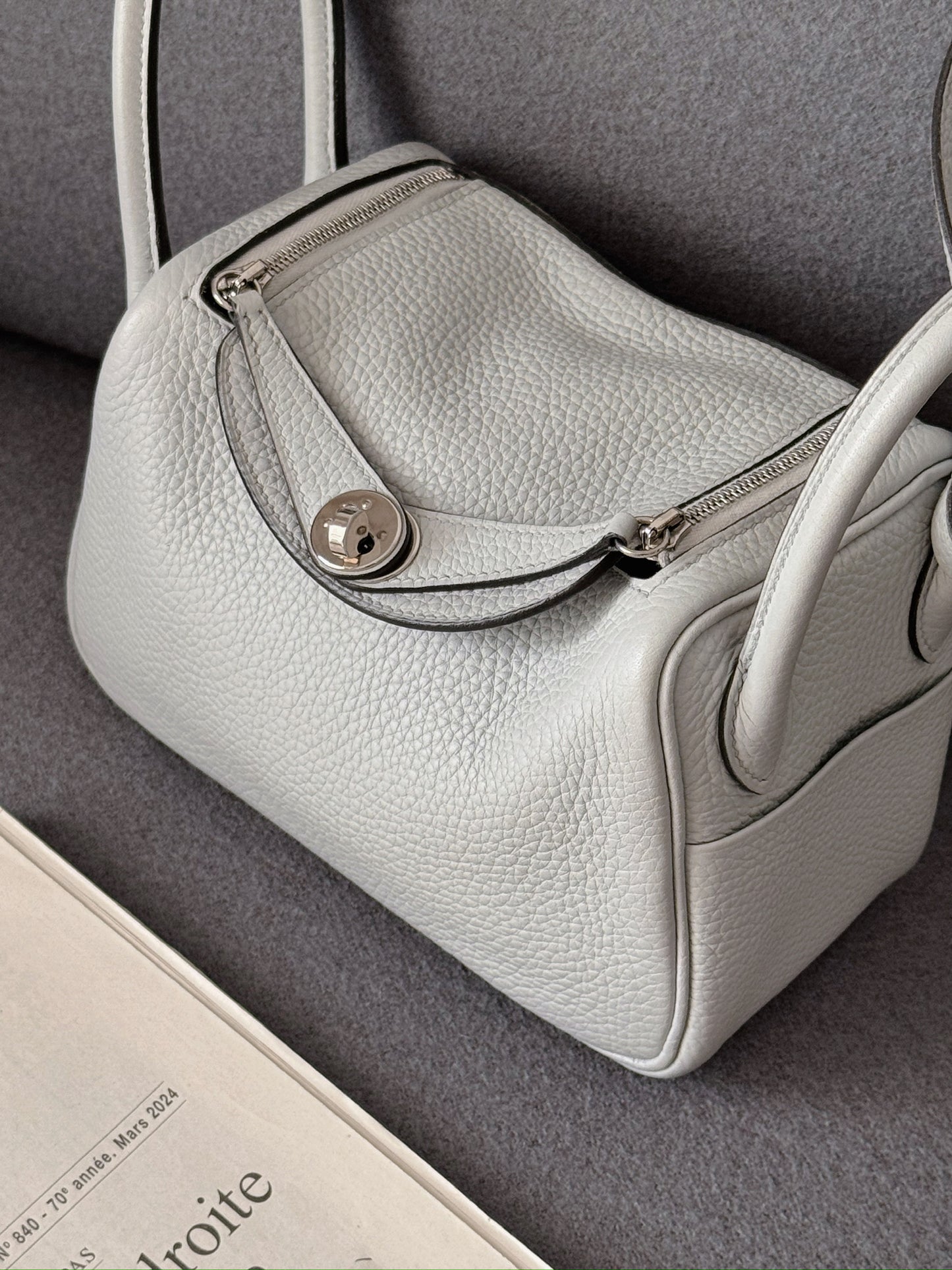 < S - 99成新 > Hermès | Mini Lindy 聖杯藍 銀釦