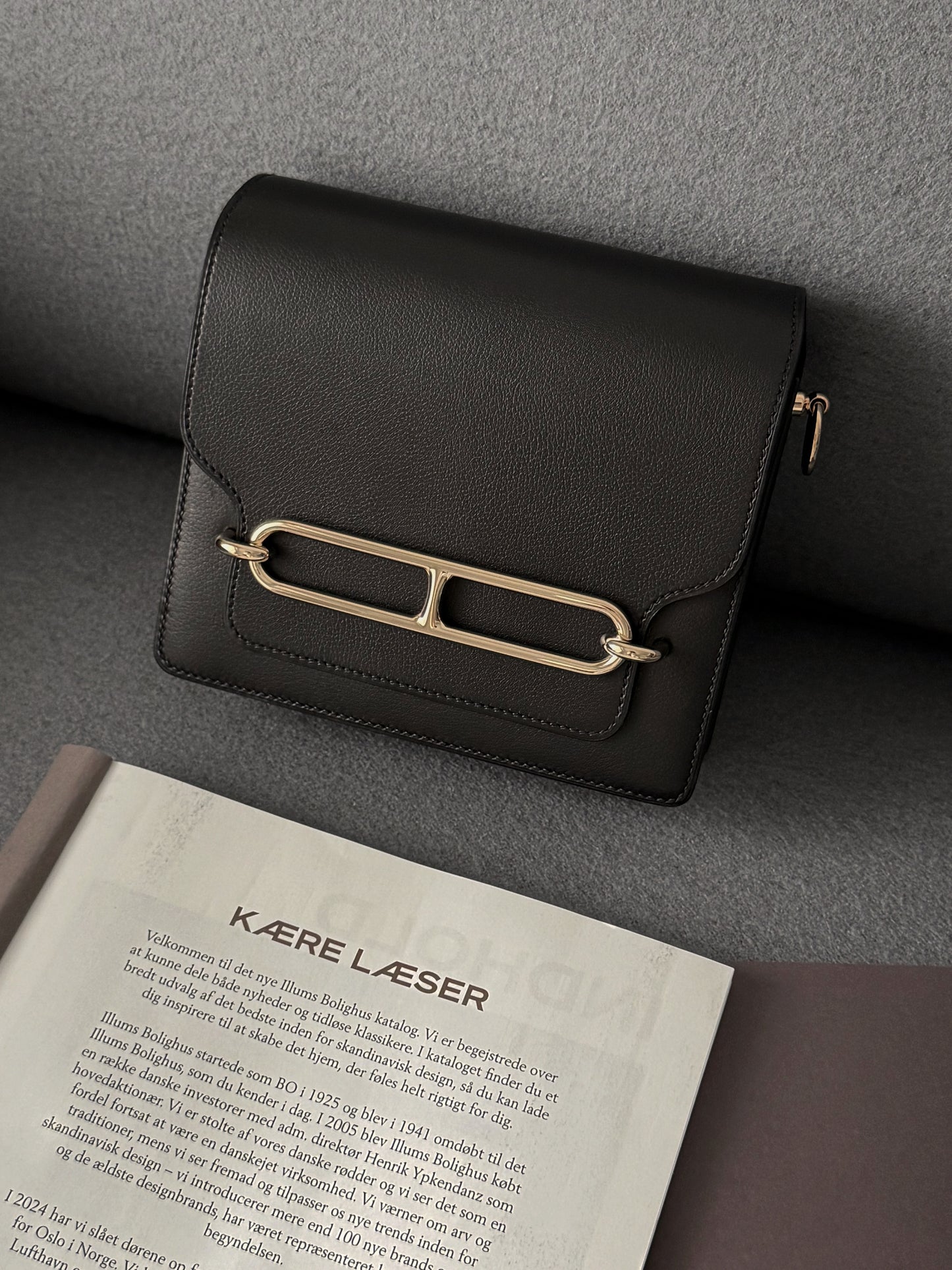 Hermès Mini Roulis 黑色淡金釦