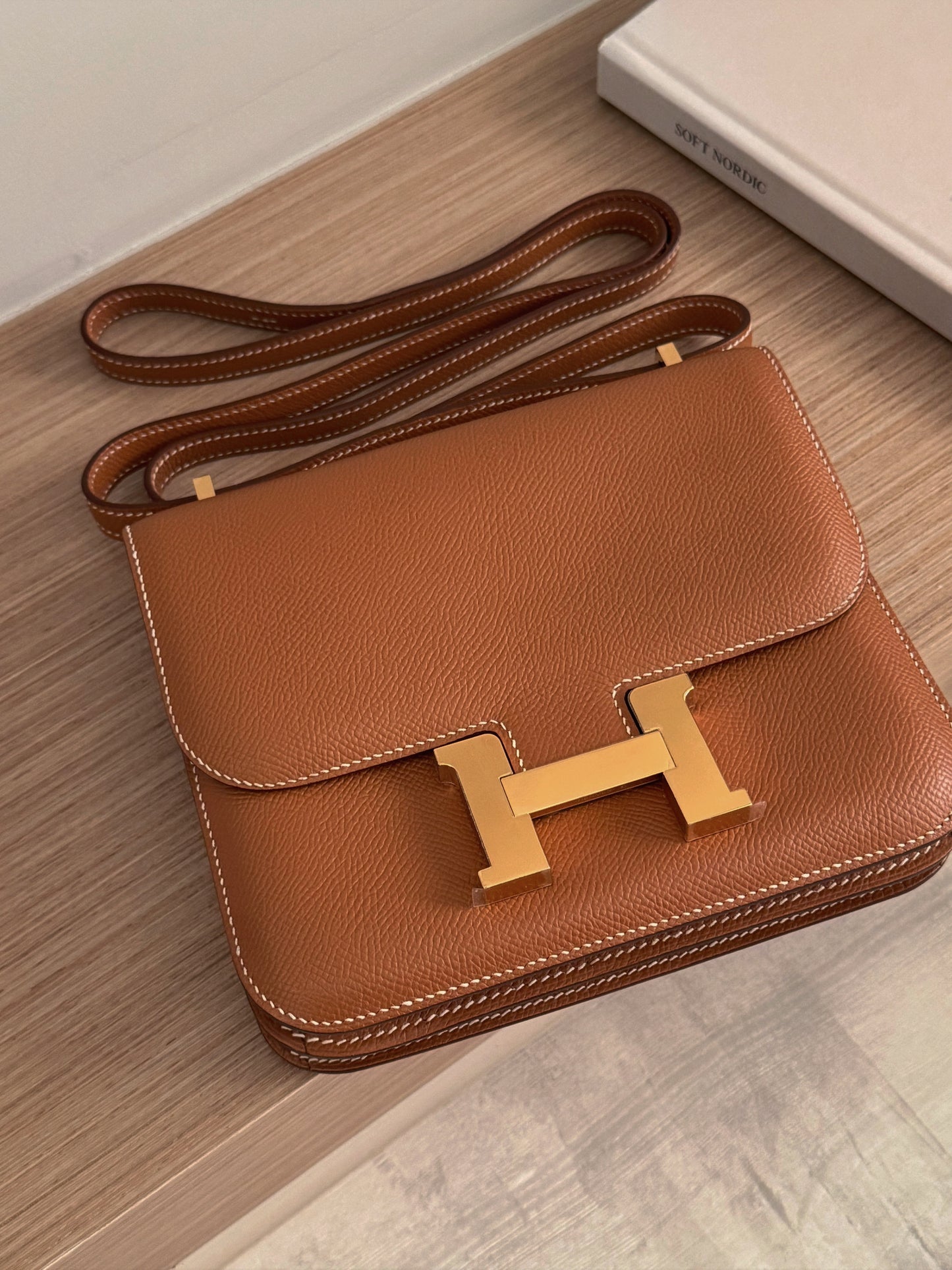 < S-99成新 > Hermès | Mini Constance 金棕色金釦 EP皮