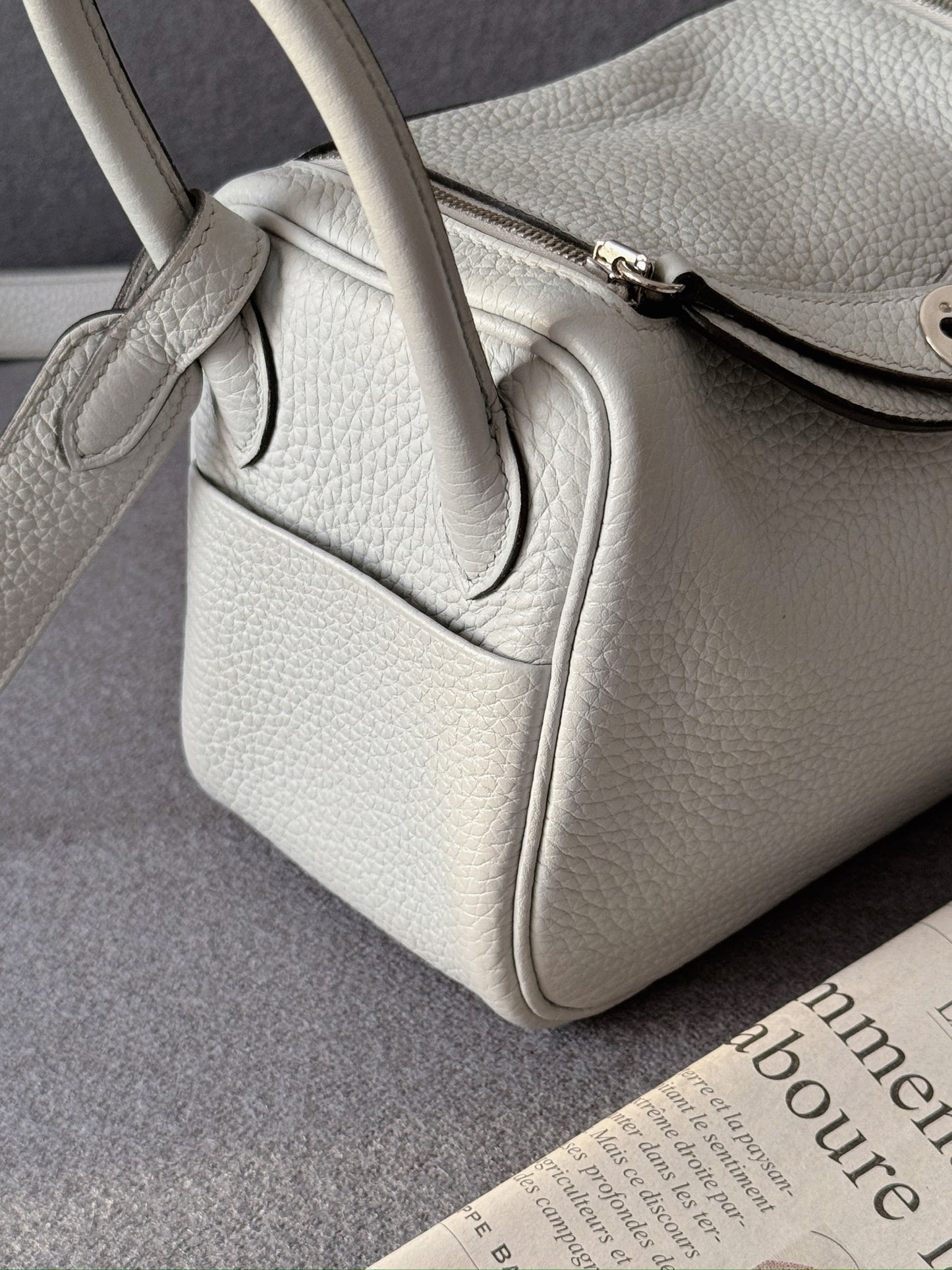 < S - 99成新 > Hermès | Mini Lindy 聖杯藍 銀釦