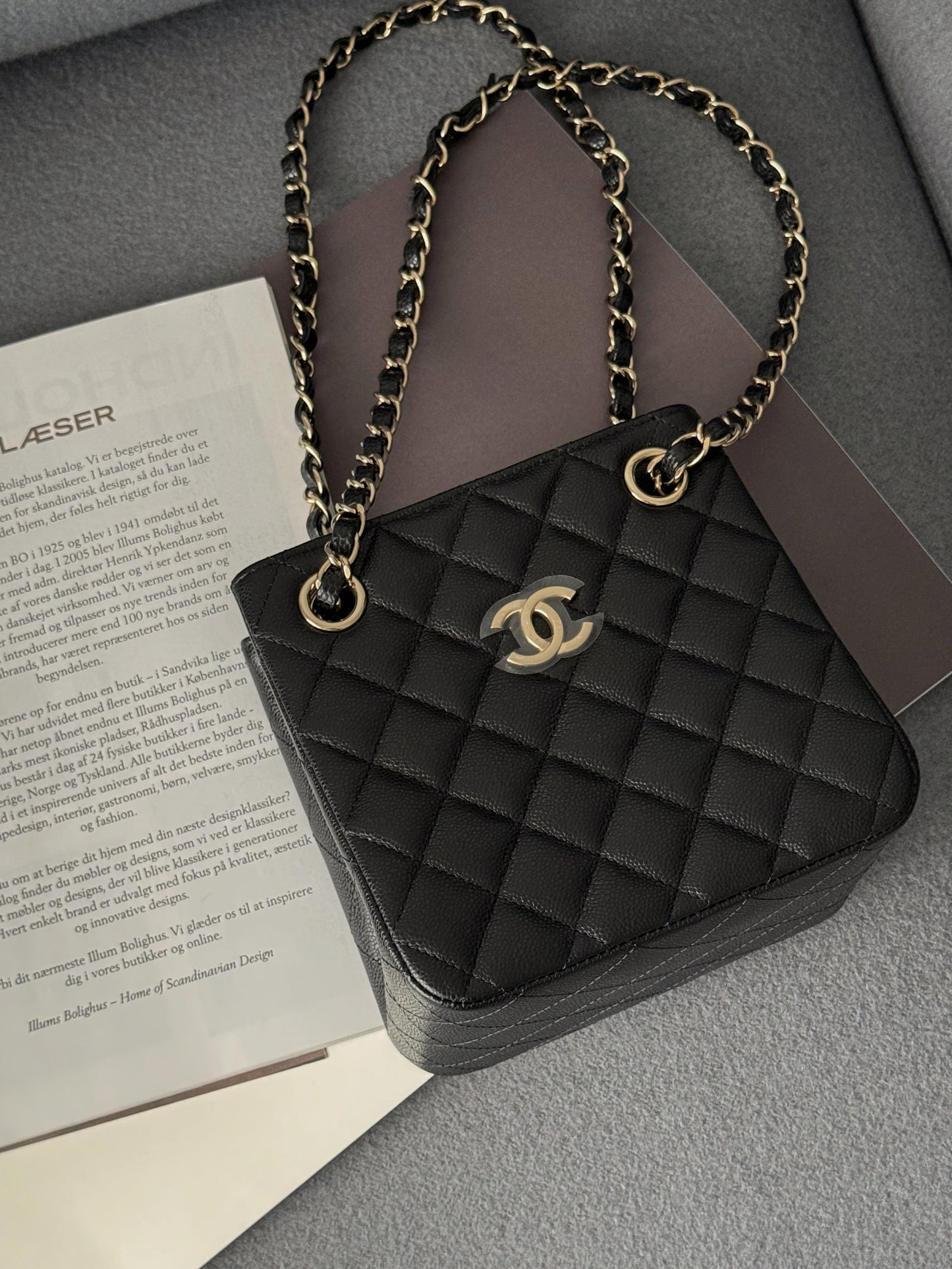 Chanel Mini Tote 黑色 荔枝牛皮 水桶包