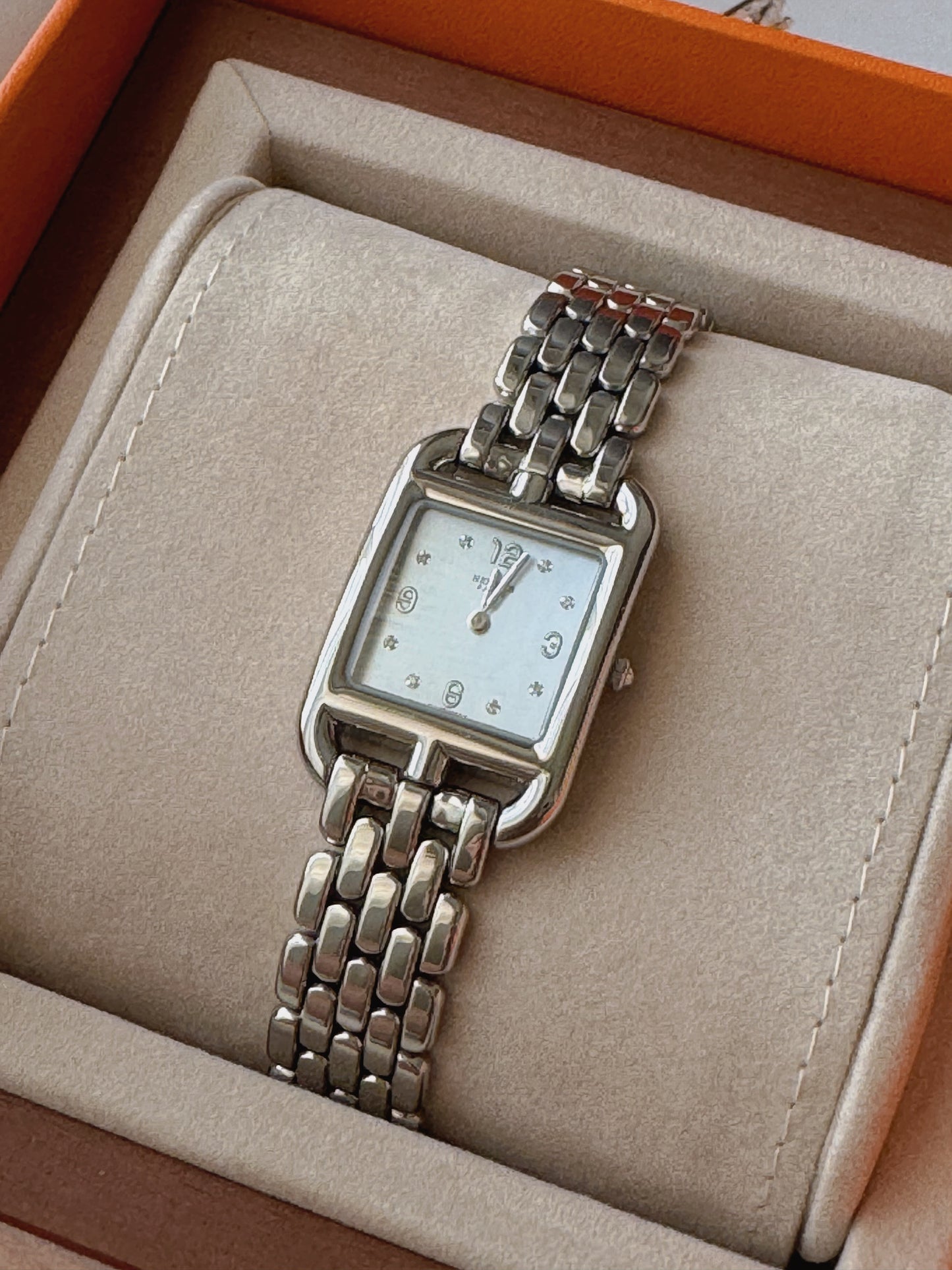 Hermès | Cape Cod 腕錶 珍珠母貝鑽石面盤 31mm
