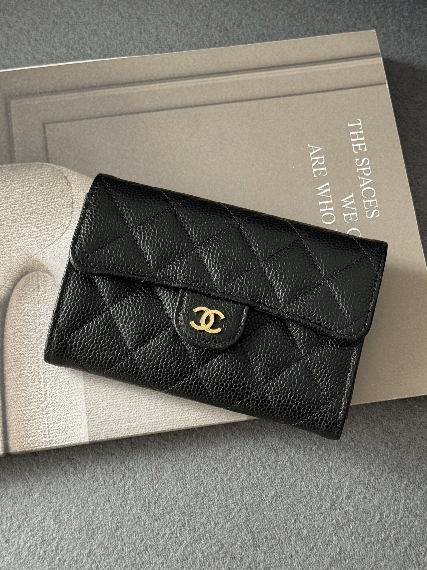 Chanel | 經典CF中夾 黑色金釦