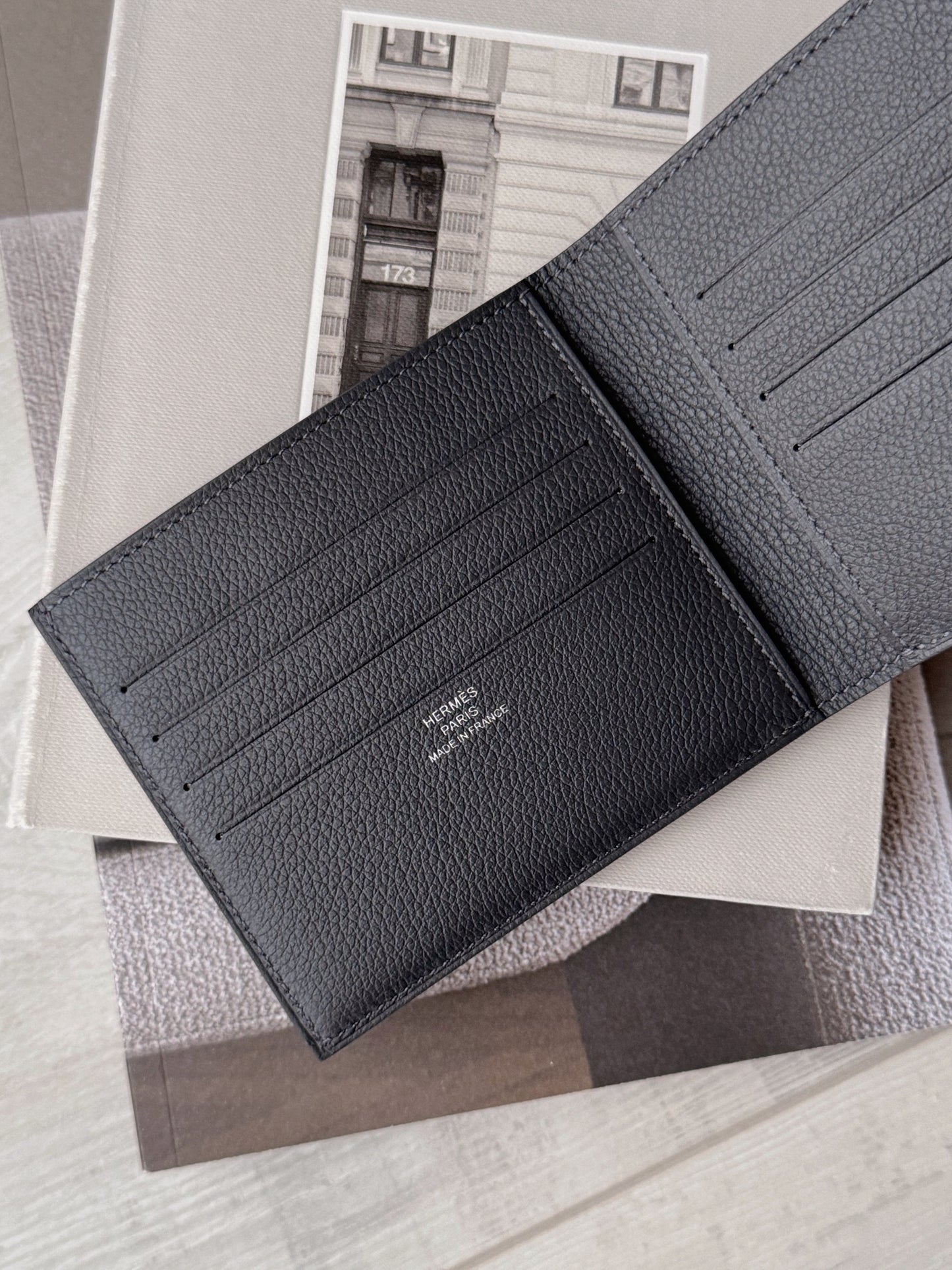 Hermès Citizen Wallet 霧霾灰 絲巾短夾
