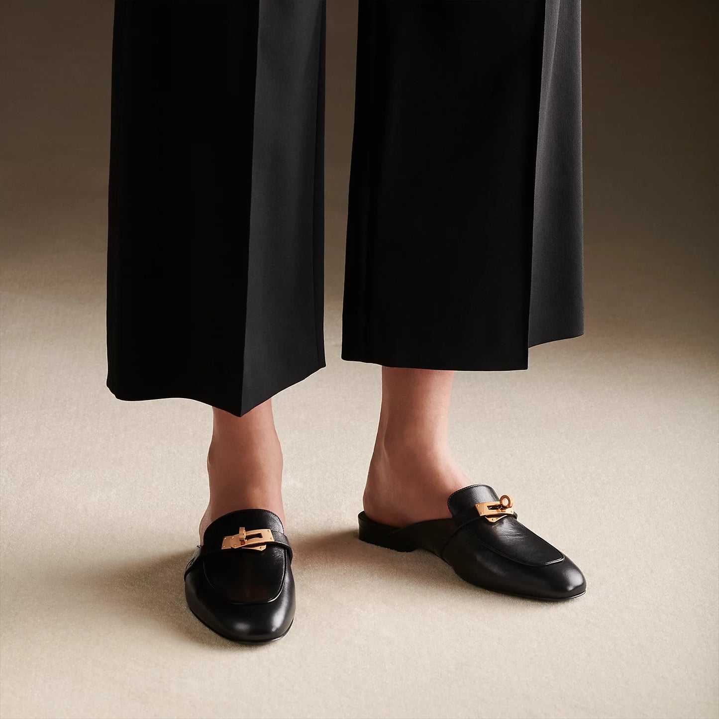 Hermès | Oz mule 穆勒鞋 黑色 淡金釦