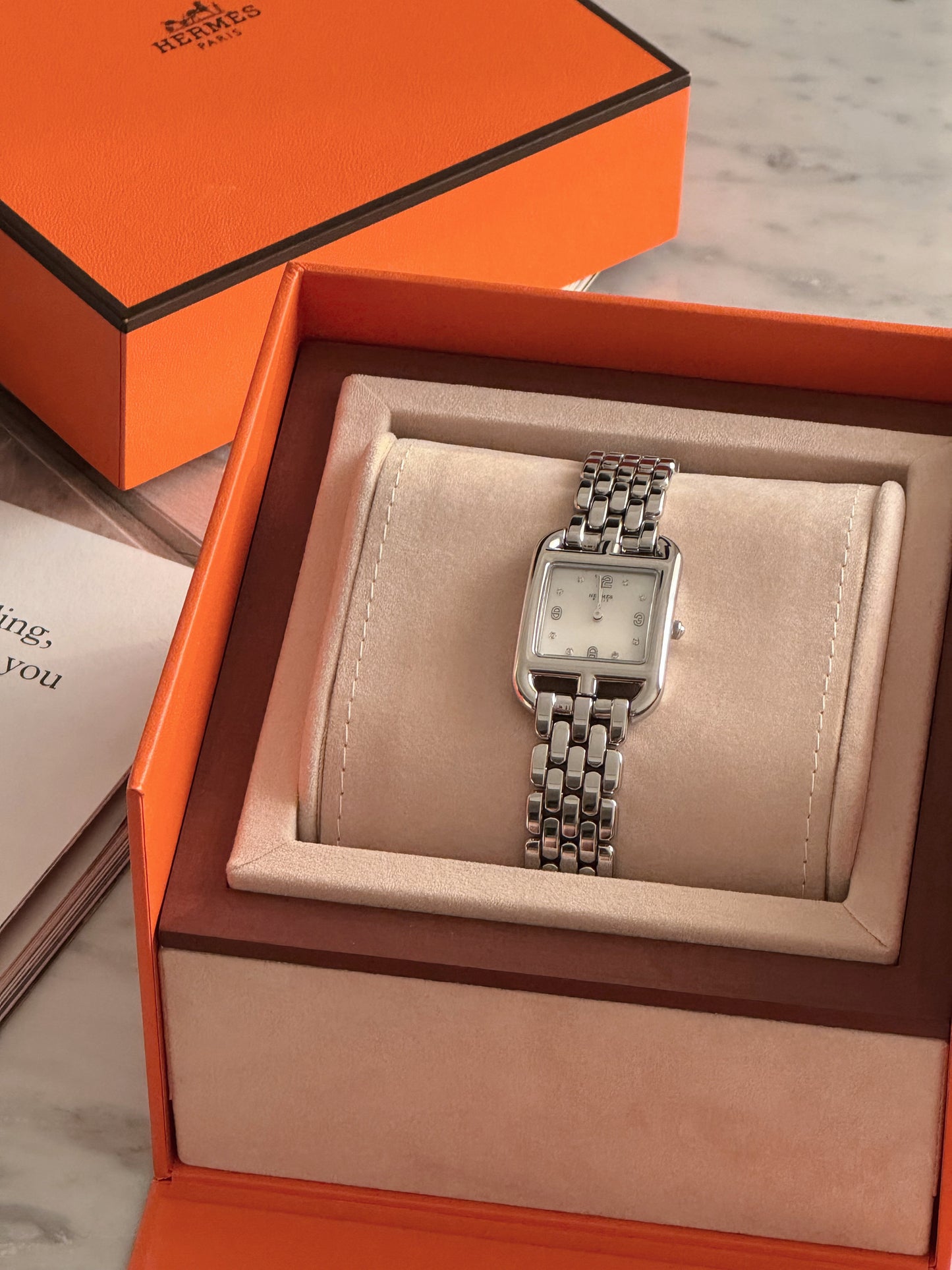 Hermès | Cape Cod 腕錶 珍珠母貝鑽石面盤 31mm