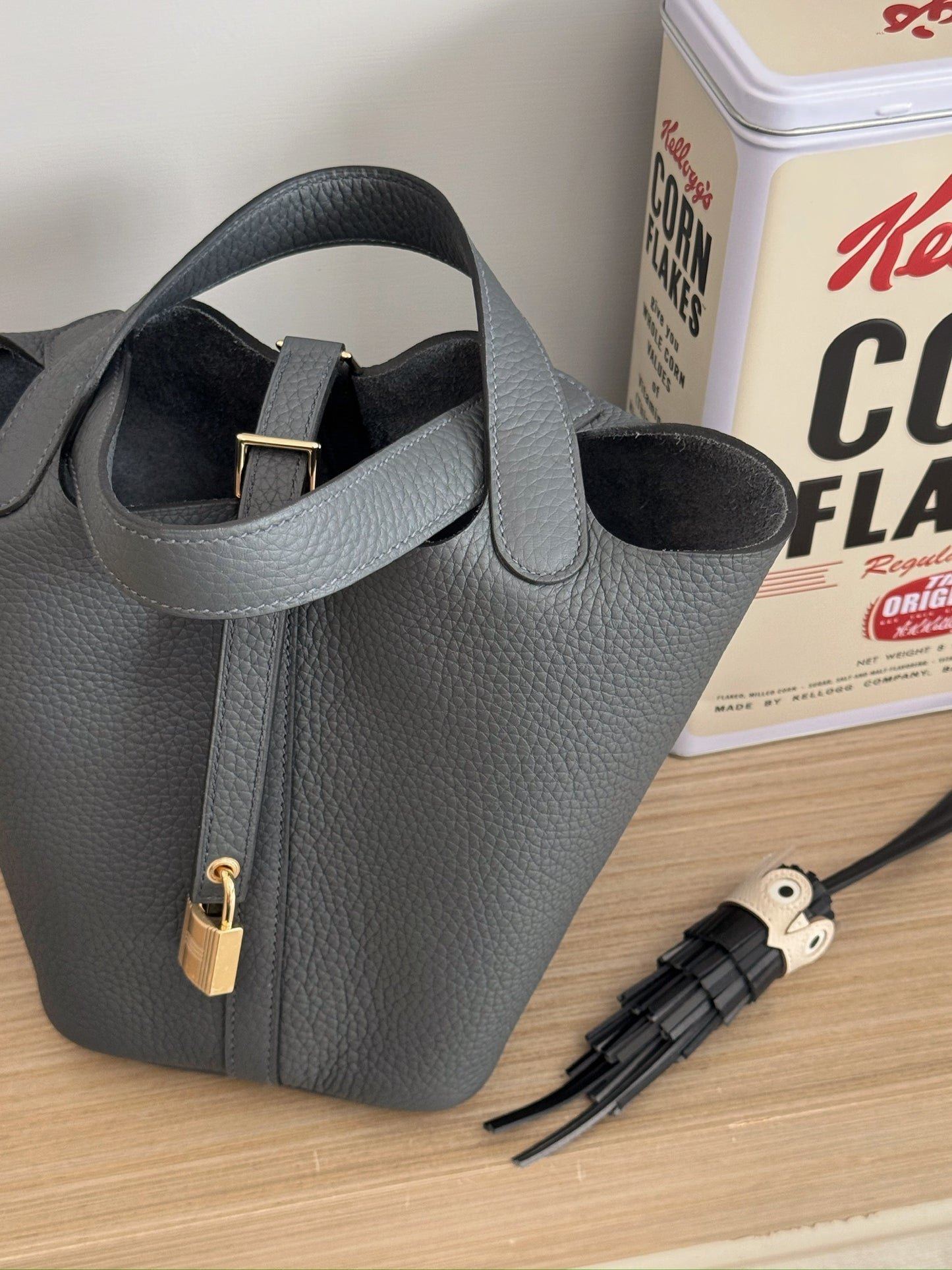 Hermès Picotin 18 霧霾灰 淡金釦