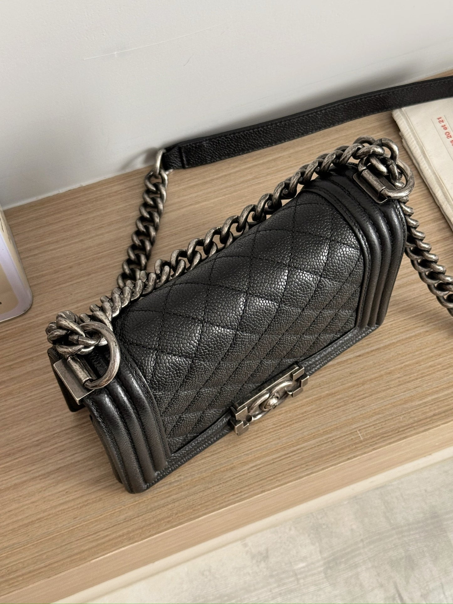 <S-99新> Chanel Boy 20 黑色 銀釦