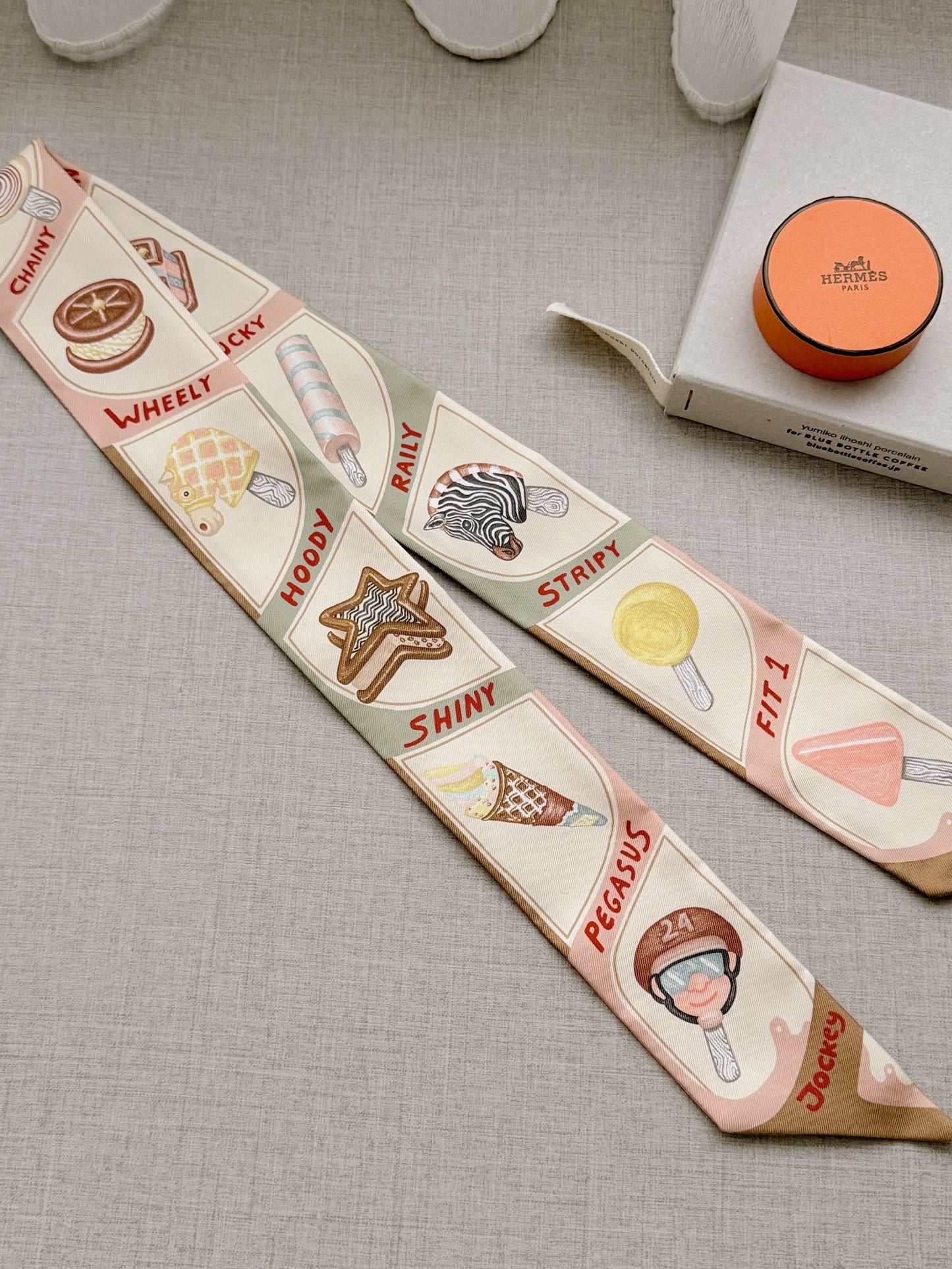 Hermès Twilly Funny Ice Cream 絲巾