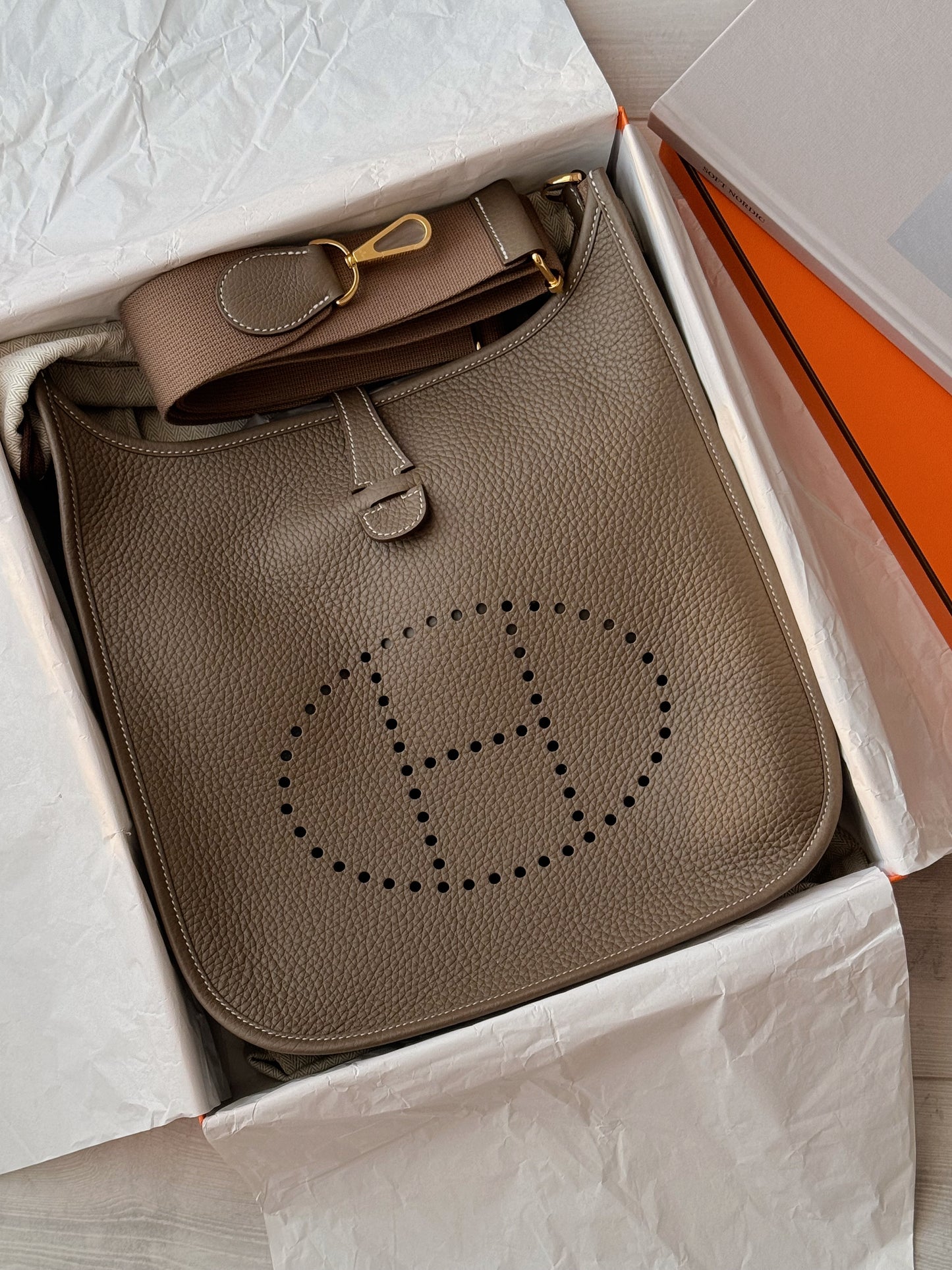 Hermès Evelyne 29 大象灰 金釦
