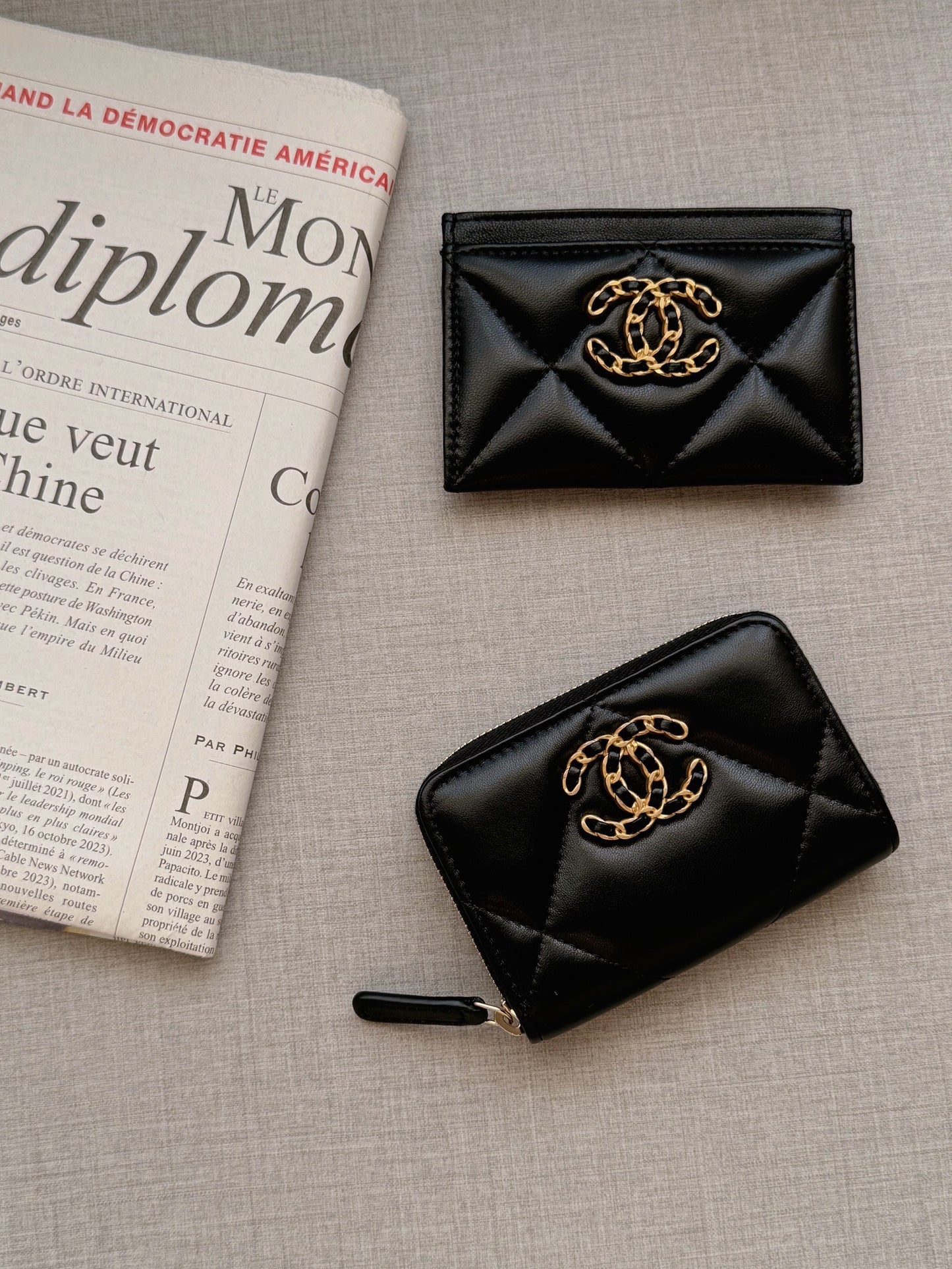 Chanel 19 卡片夾 黑色金釦