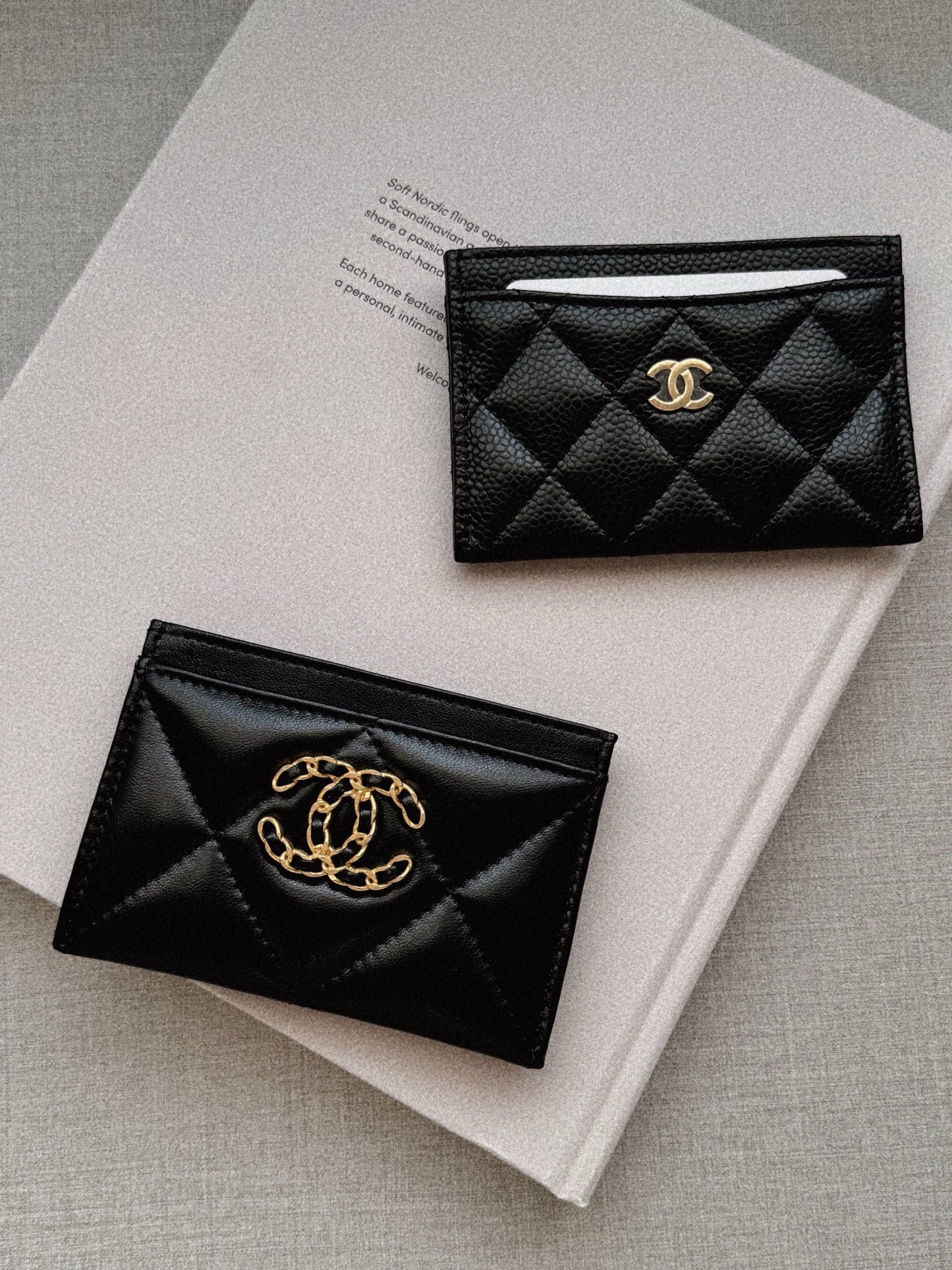Chanel 19 卡片夾 黑色金釦
