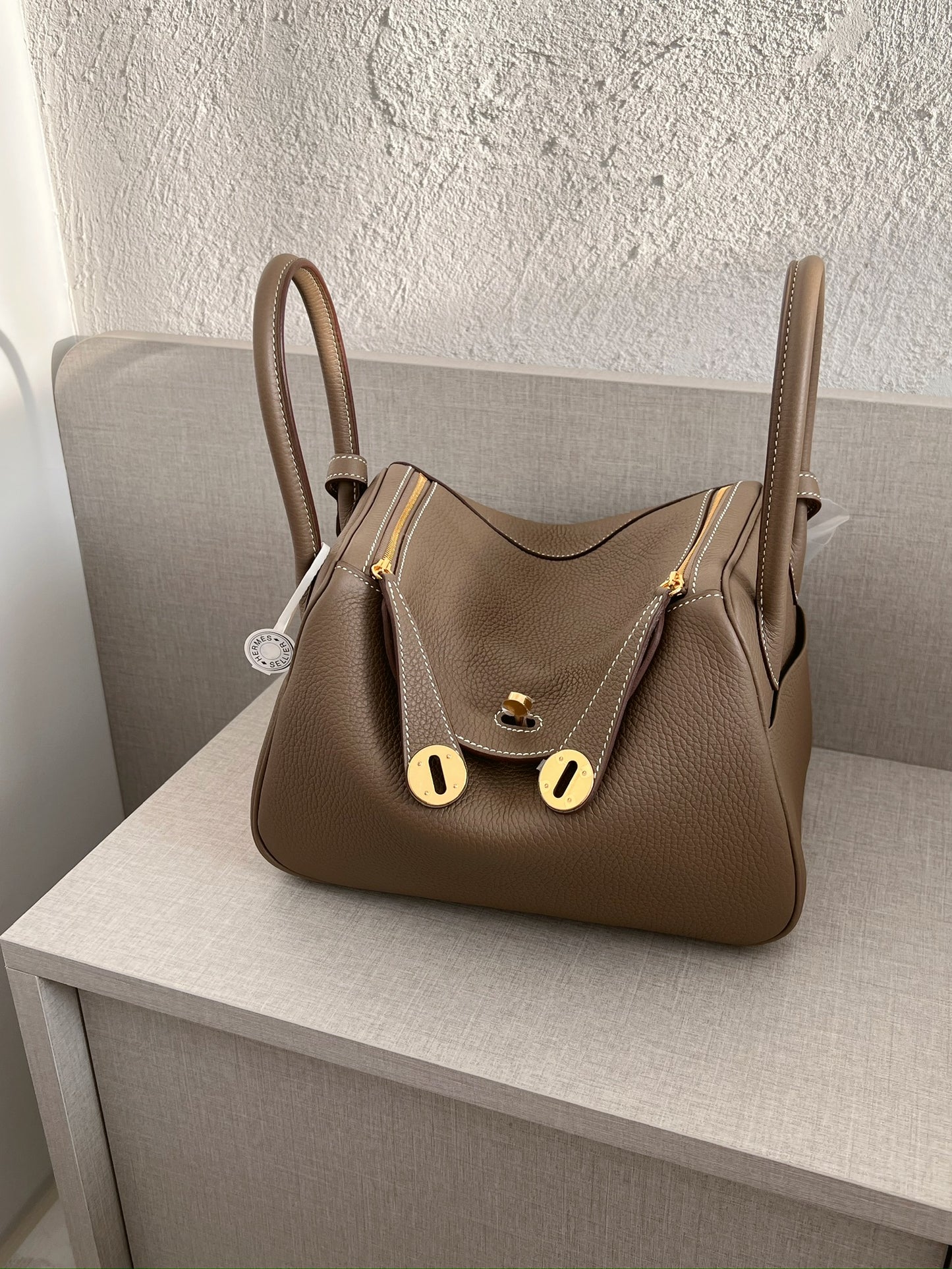 Hermès Lindy 26 大象灰金釦