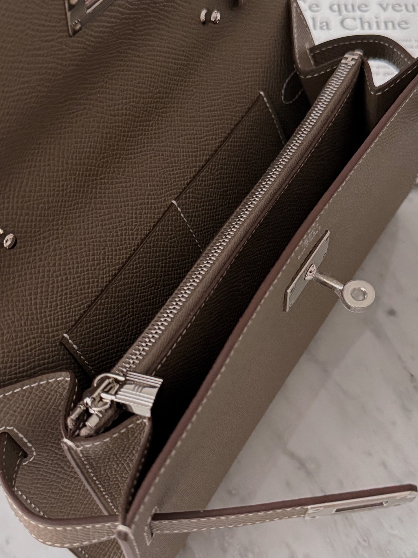 Hermès Kelly To Go 大象灰銀釦