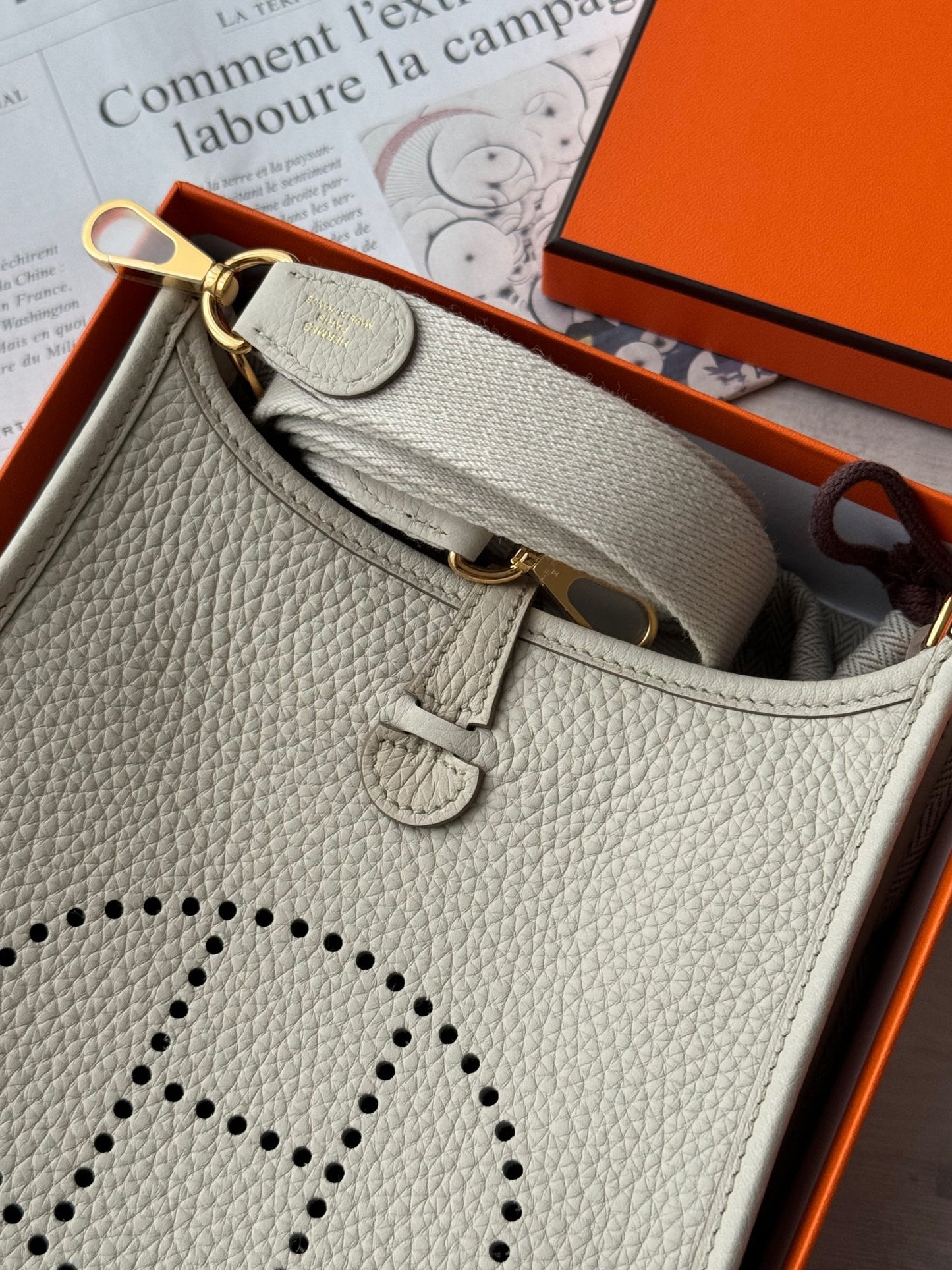 Hermès Mini Evelyne 冰川白金釦