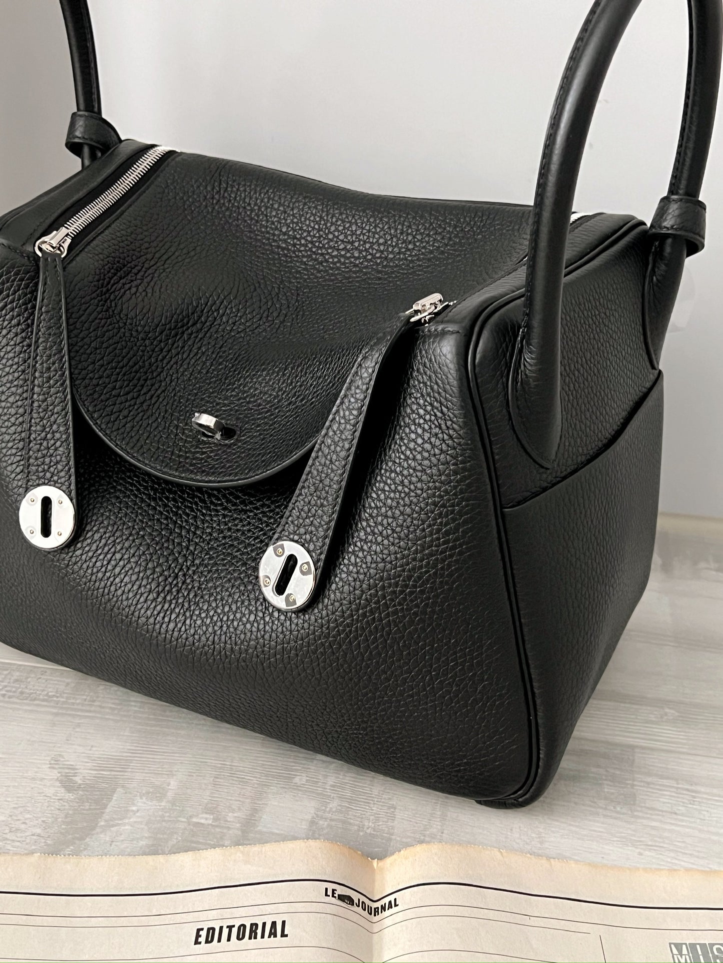 Hermès Lindy 26 黑色銀釦