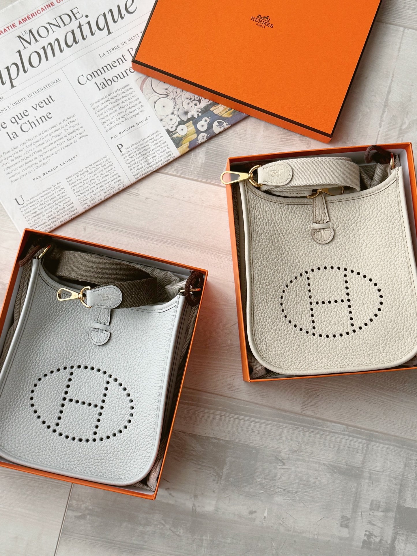 Hermès Mini Evelyne 冰川白金釦