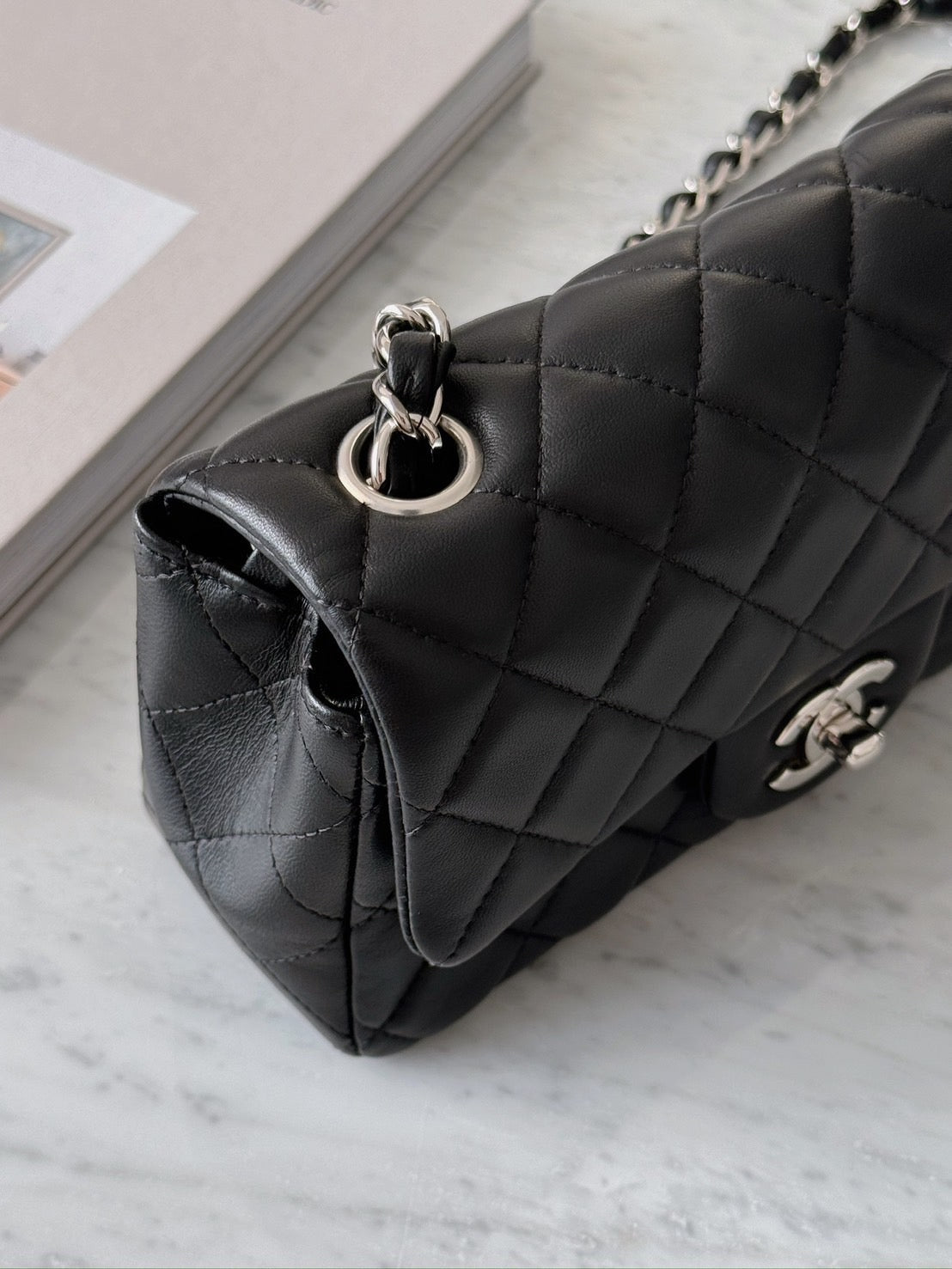 <S-99成新> Chanel Mini CF20 黑色銀釦