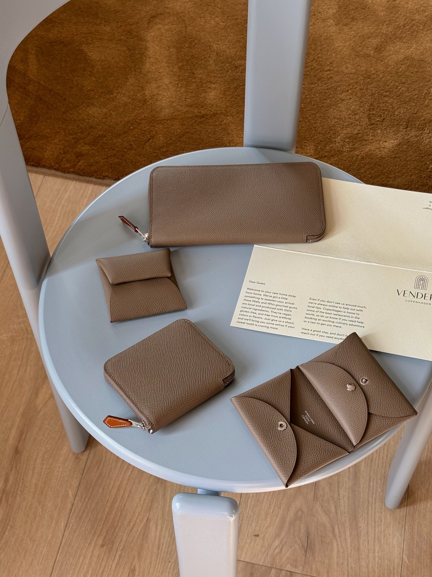 Hermès Calvi Duo 大象灰卡包