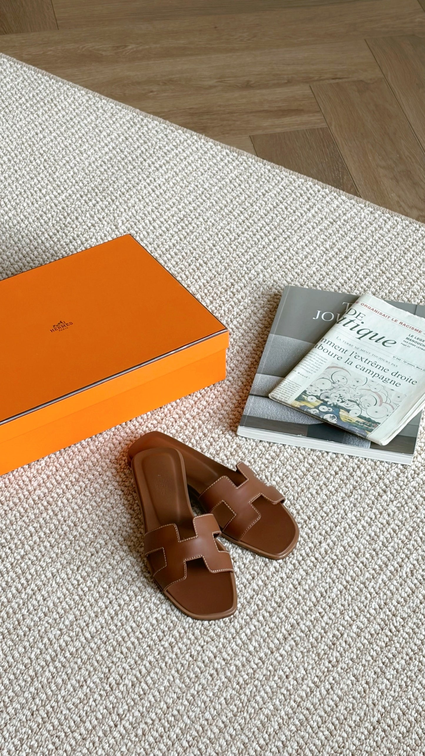 Hermès | Oran Sandals 金棕色