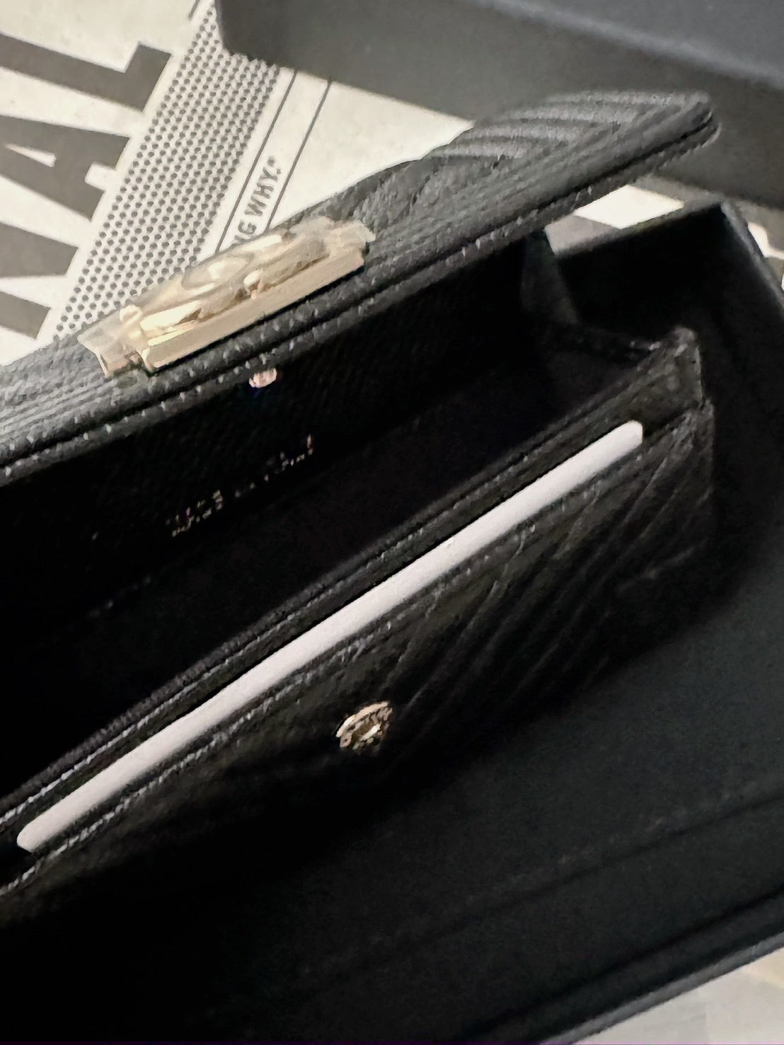 Chanel Boy 山形紋單層卡包