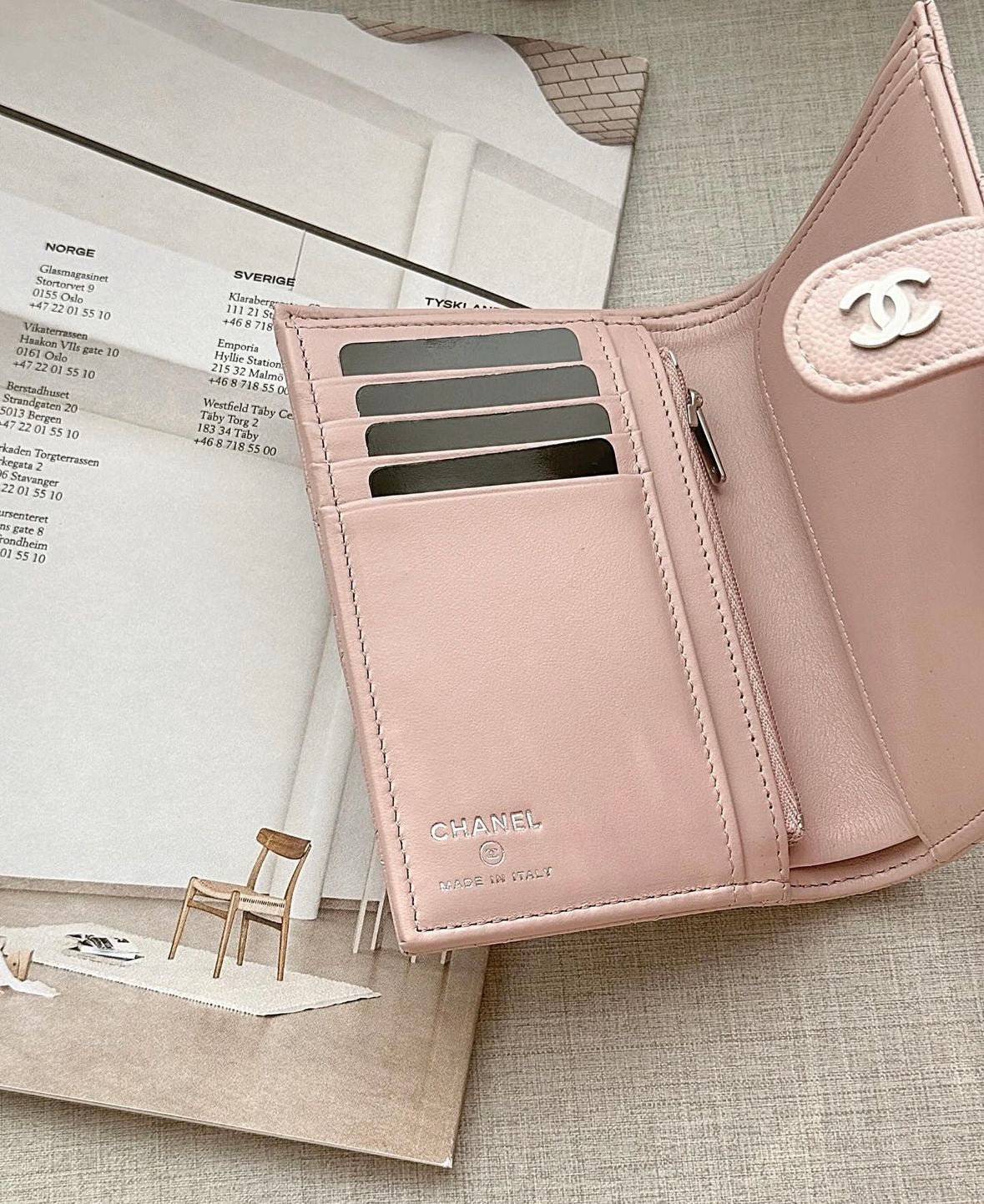 Chanel 經典護照夾 粉色銀釦