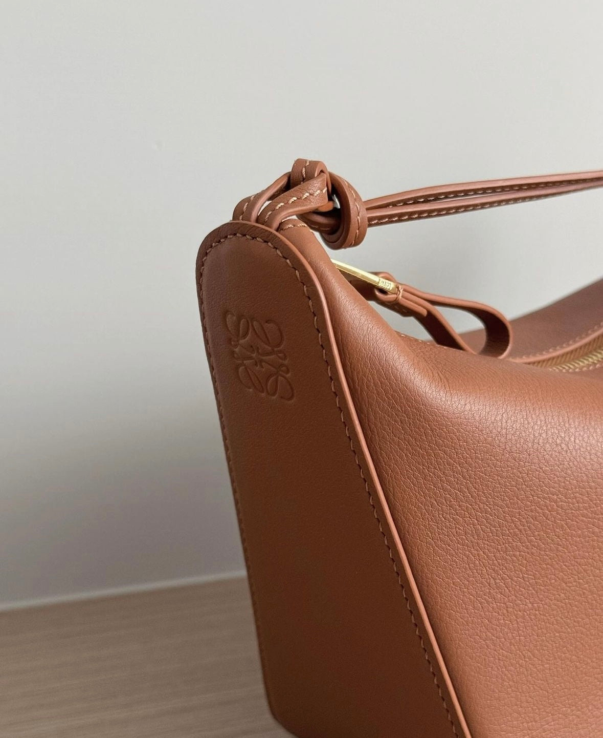 Loewe Hammock Hobo