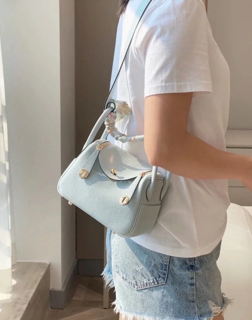 <NS - 未使用新品> Hermès | Lindy Mini 聖杯藍 金釦