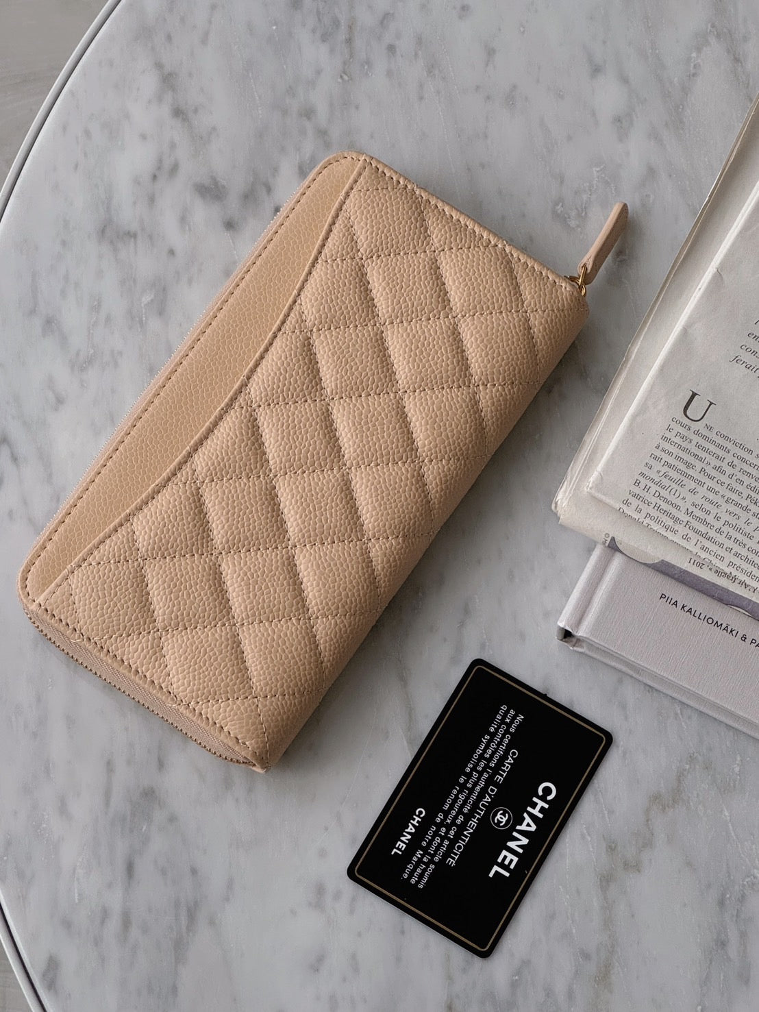 <NS-全新閒置品> Chanel 經典拉鍊長夾杏色