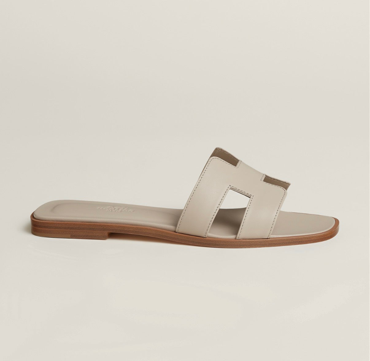 Hermès | Oran 涼鞋 米色
