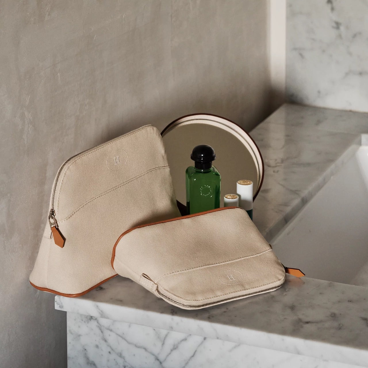 Hermès Bolide Case 奶油白化妝包