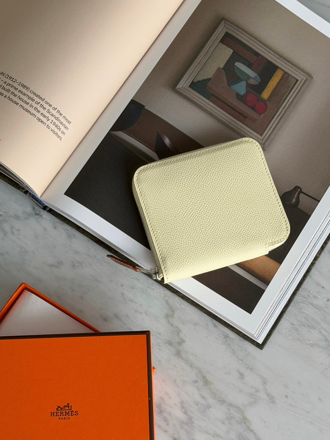 Hermès | 絲巾短夾 米爾頓黃 x 繽紛馬戲團內裡
