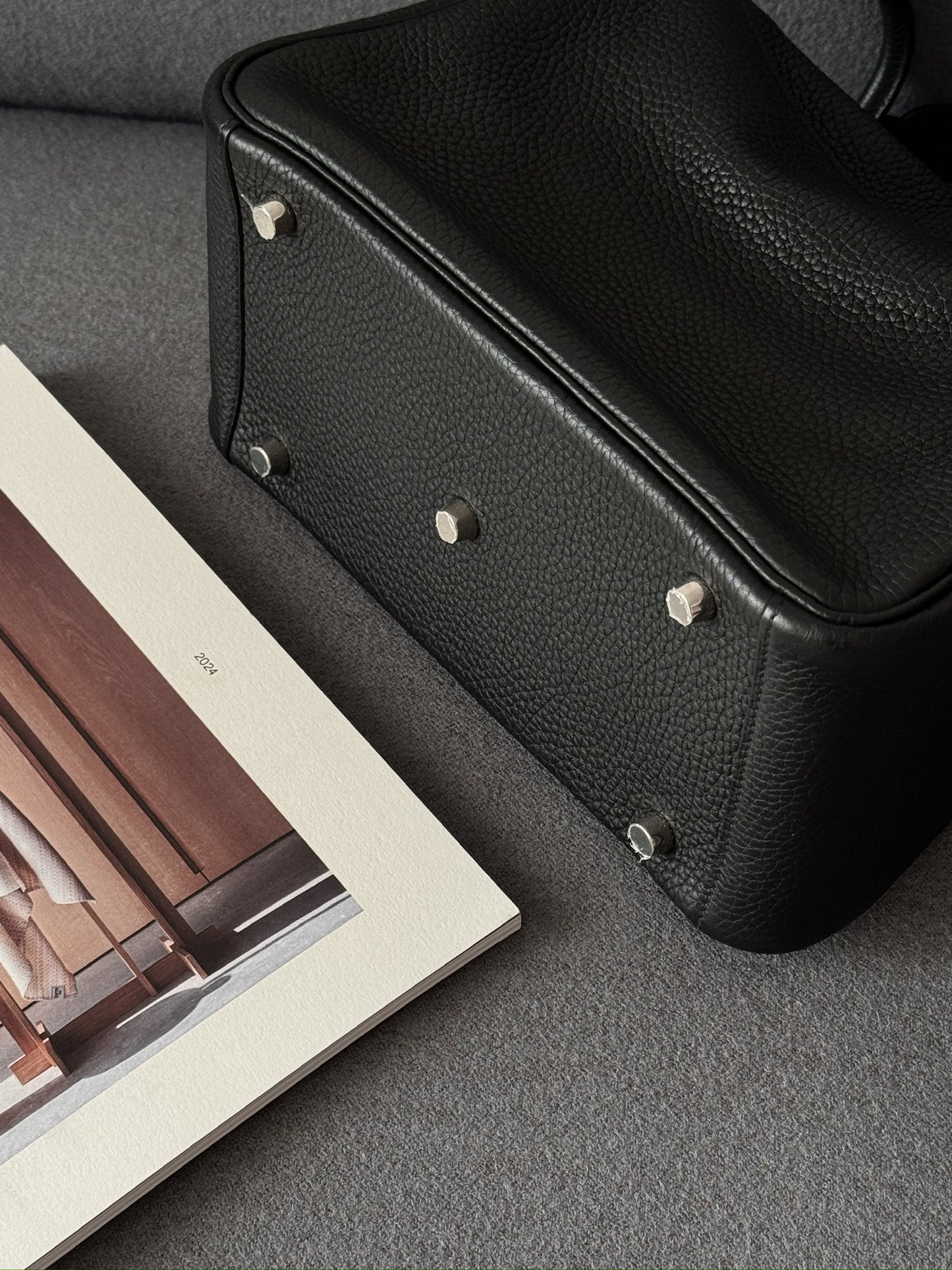 < S-99成新 > Hermès | Lindy 26 黑色 銀釦