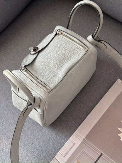 < S - 99成新 > Hermès | Mini Lindy 聖杯藍 銀釦