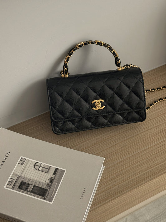 Chanel l 風琴手柄包 黑色金釦