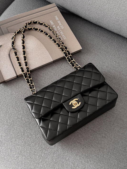 <S-99成新> Chanel | CF23 黑色羊皮金釦