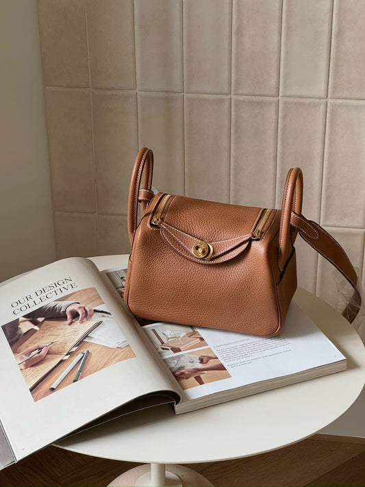 Hermès | Mini Lindy 金棕色 金釦