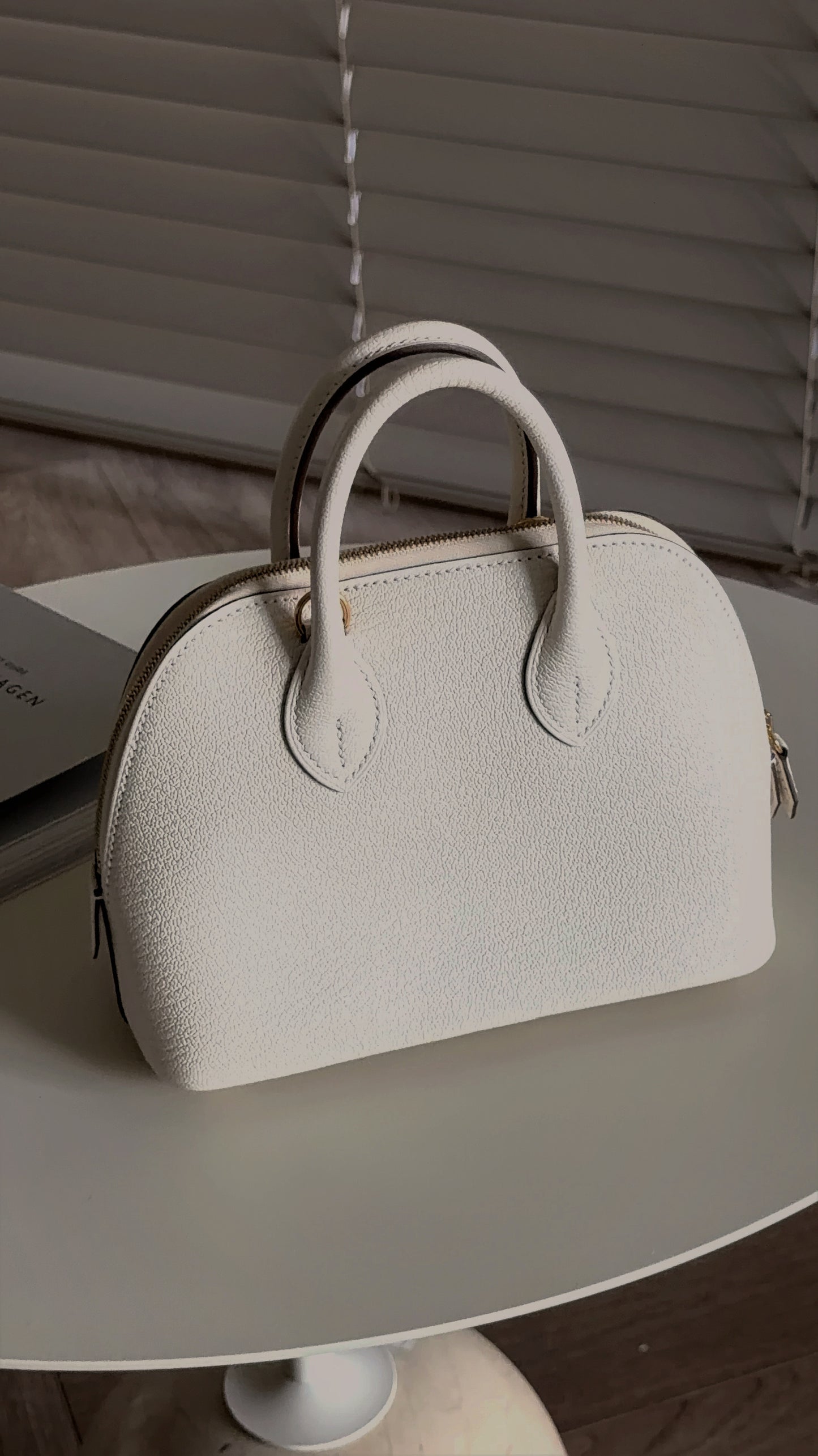 Hermès | Mini Bolide 奶油白 金釦 山羊皮