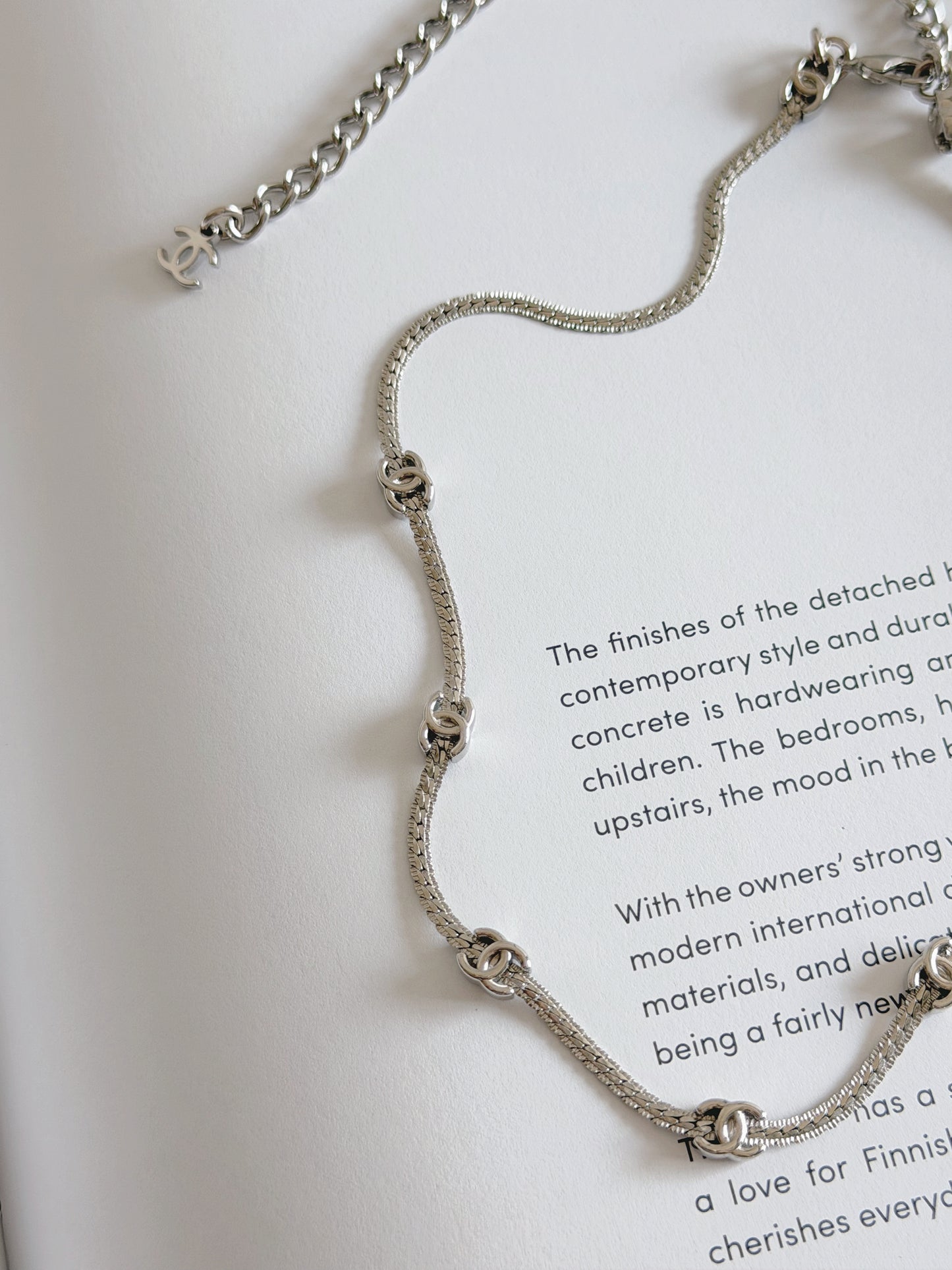 Chanel Choker 七花 銀色項鍊