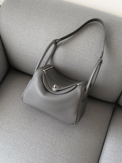 Hermès | Lindy 26 石板灰 銀釦 TC