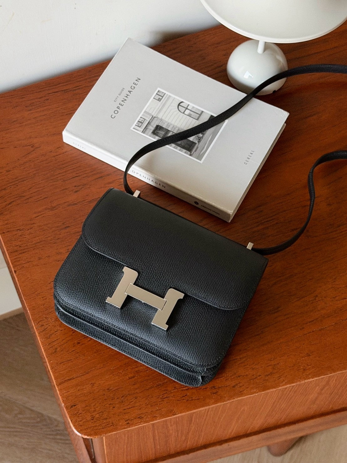 Hermès｜Mini Constance 黑色 銀釦