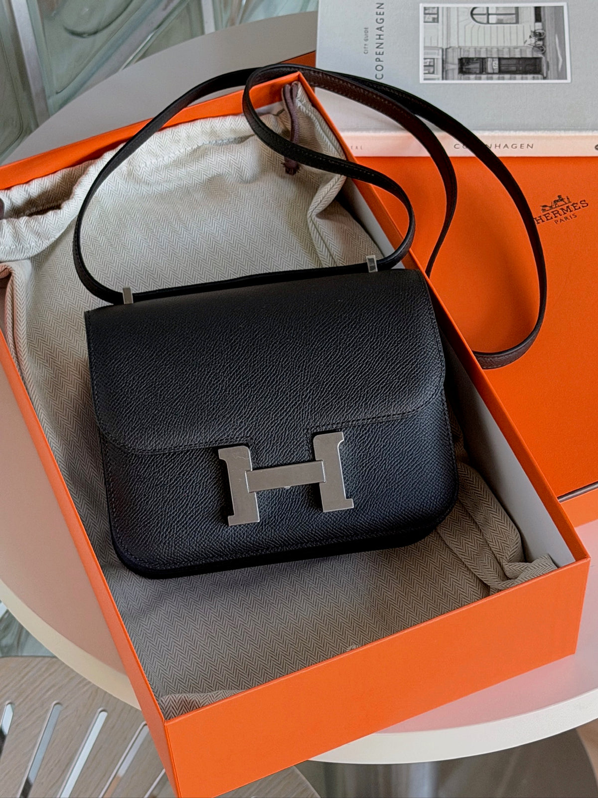 Hermès | Mini Constance 黑色 銀釦