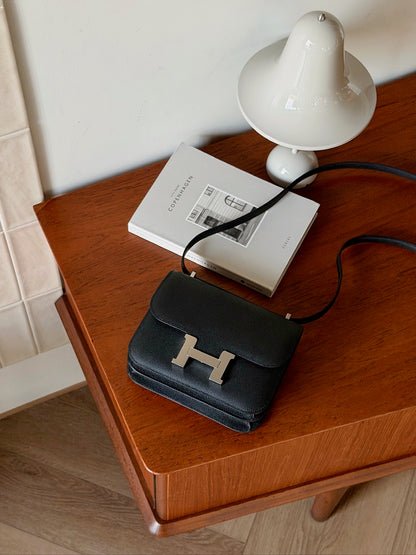 Hermès | Mini Constance 黑色 銀釦